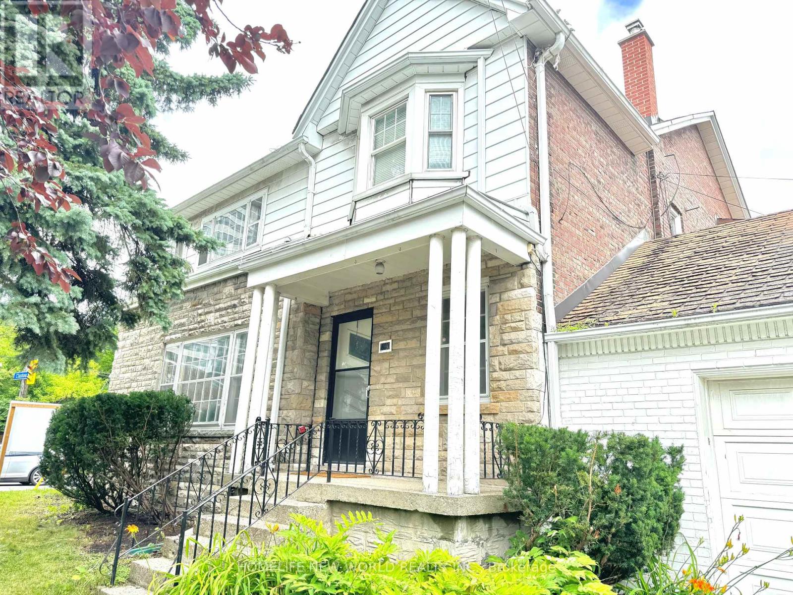 1563 Bathurst Street Property Photo 1