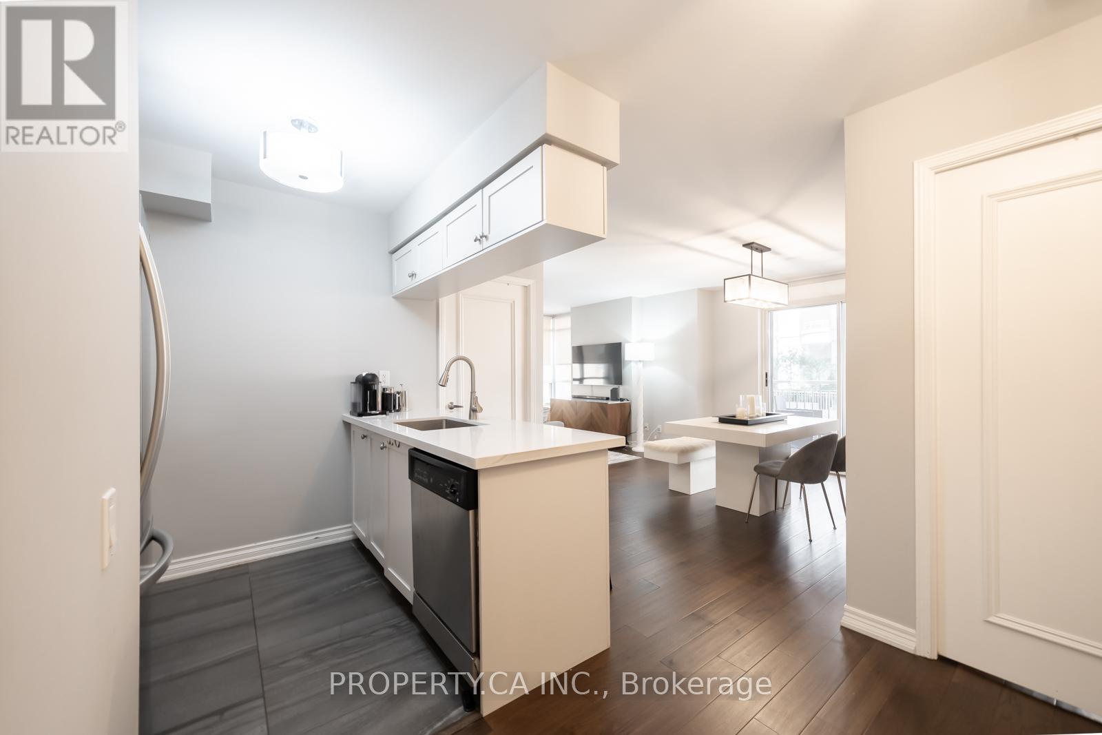 202 - 60 St Clair Avenue W Property Photo 1