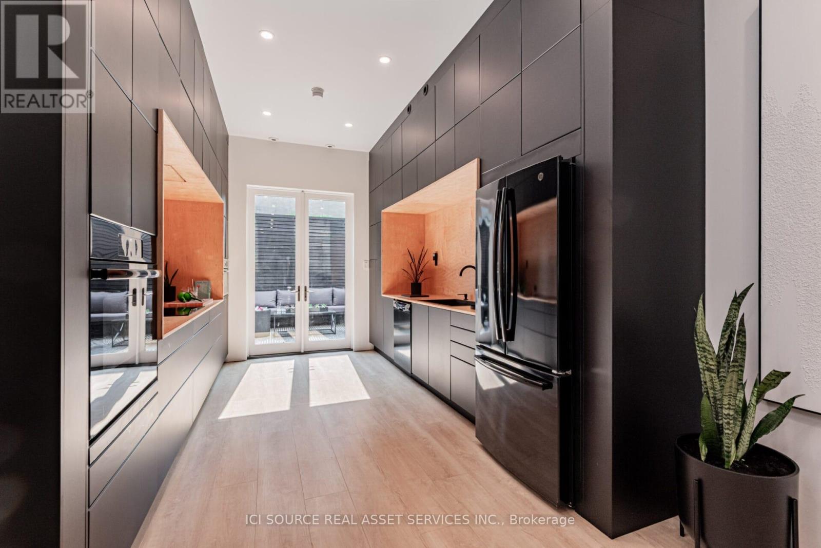 44 Massey Street Property Photo 10