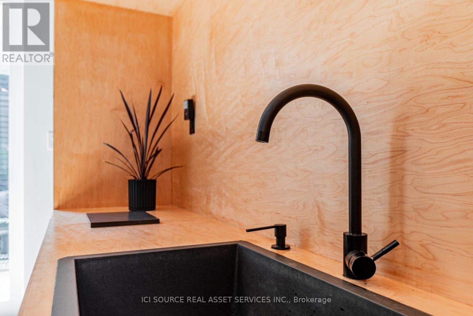 44 Massey Street Property Photo 14