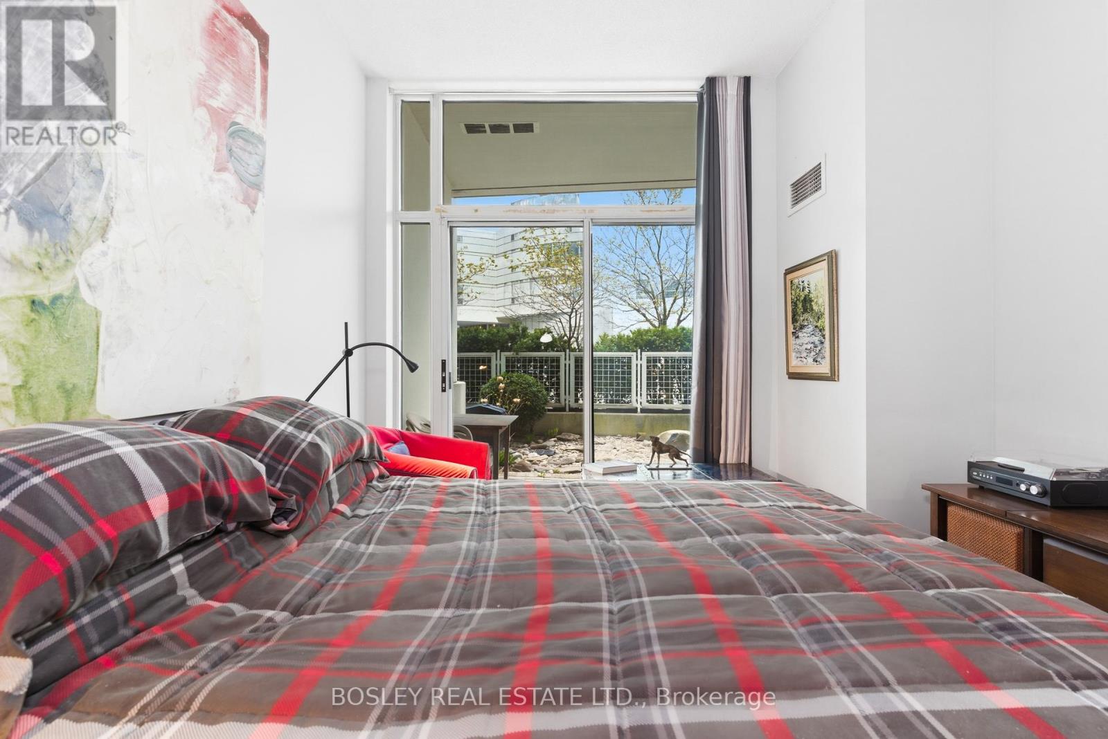 106 - 600 Queens Quay West Property Photo 8