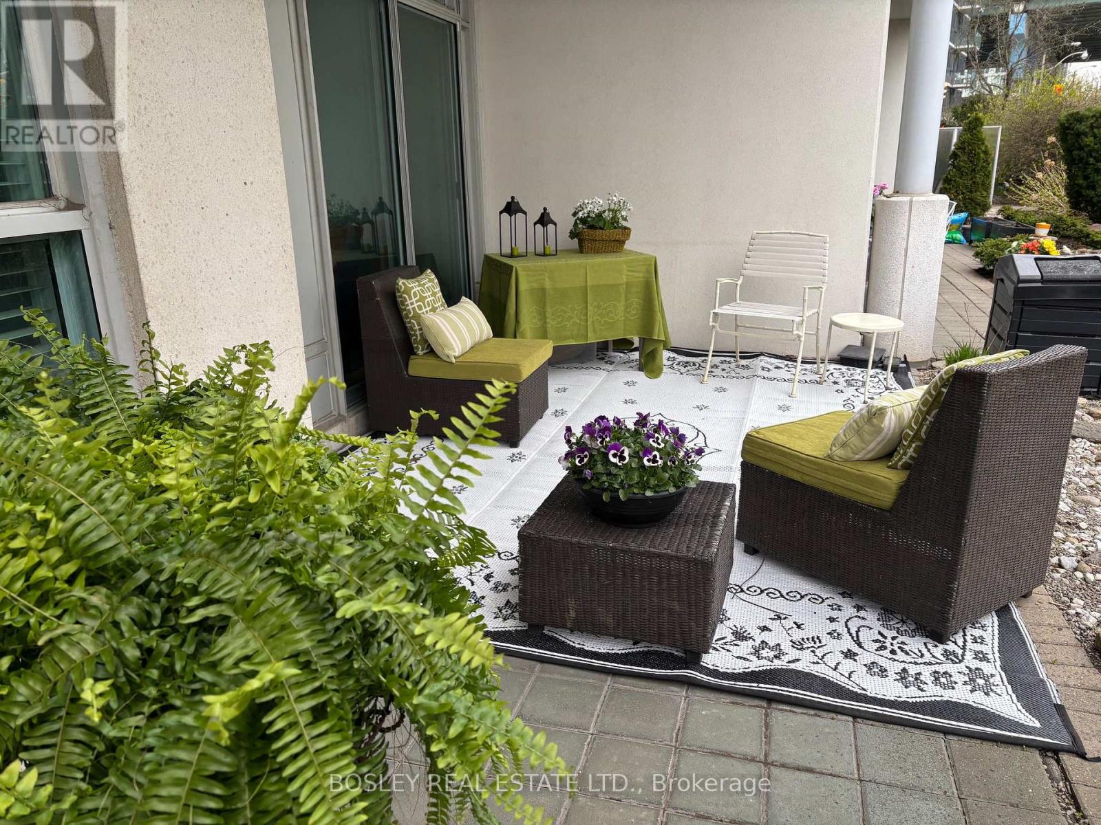106 - 600 Queens Quay West Property Photo 17