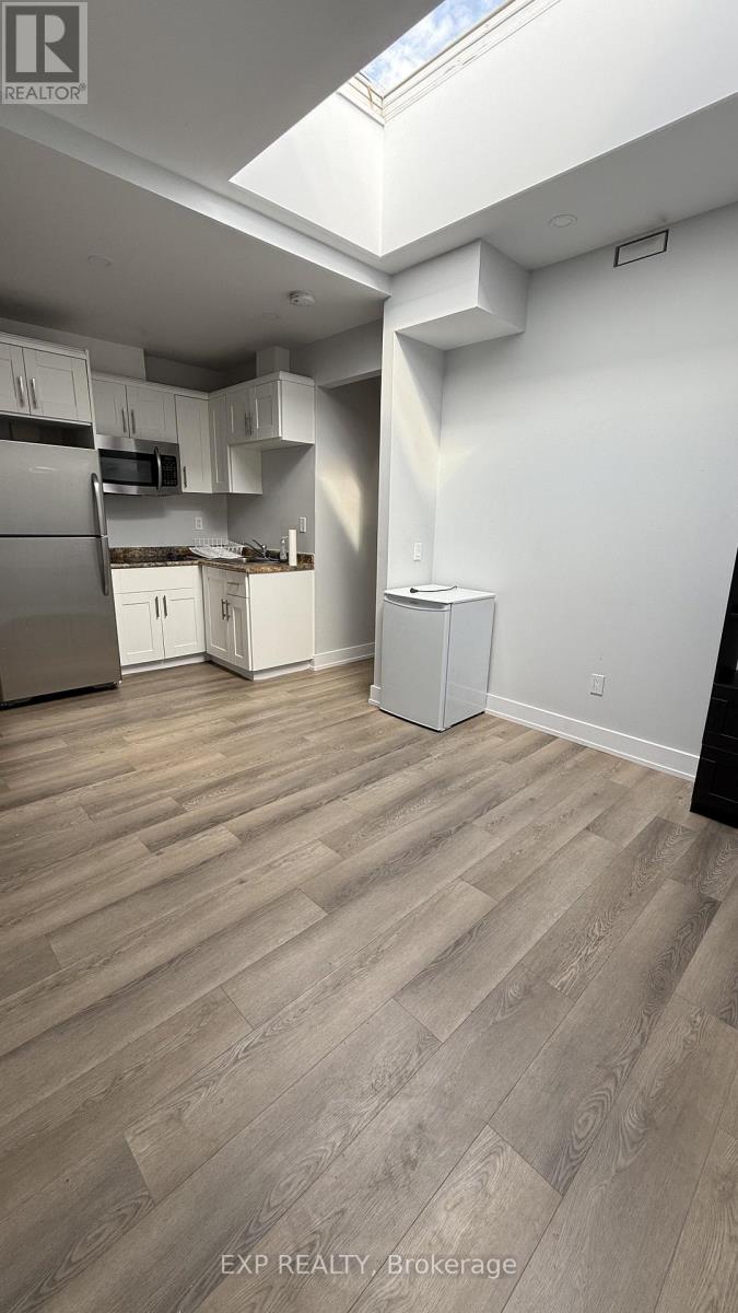 522 - 1315 Lawrence Avenue E Property Photo 17
