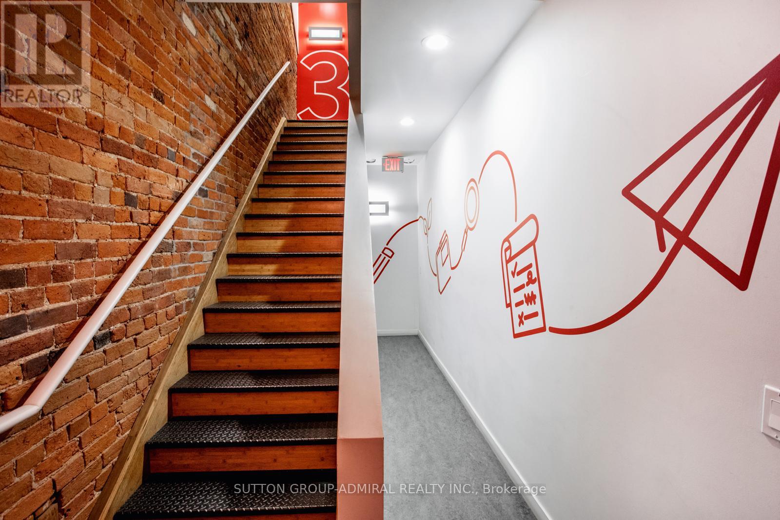 187 Queen Street E Property Photo 18