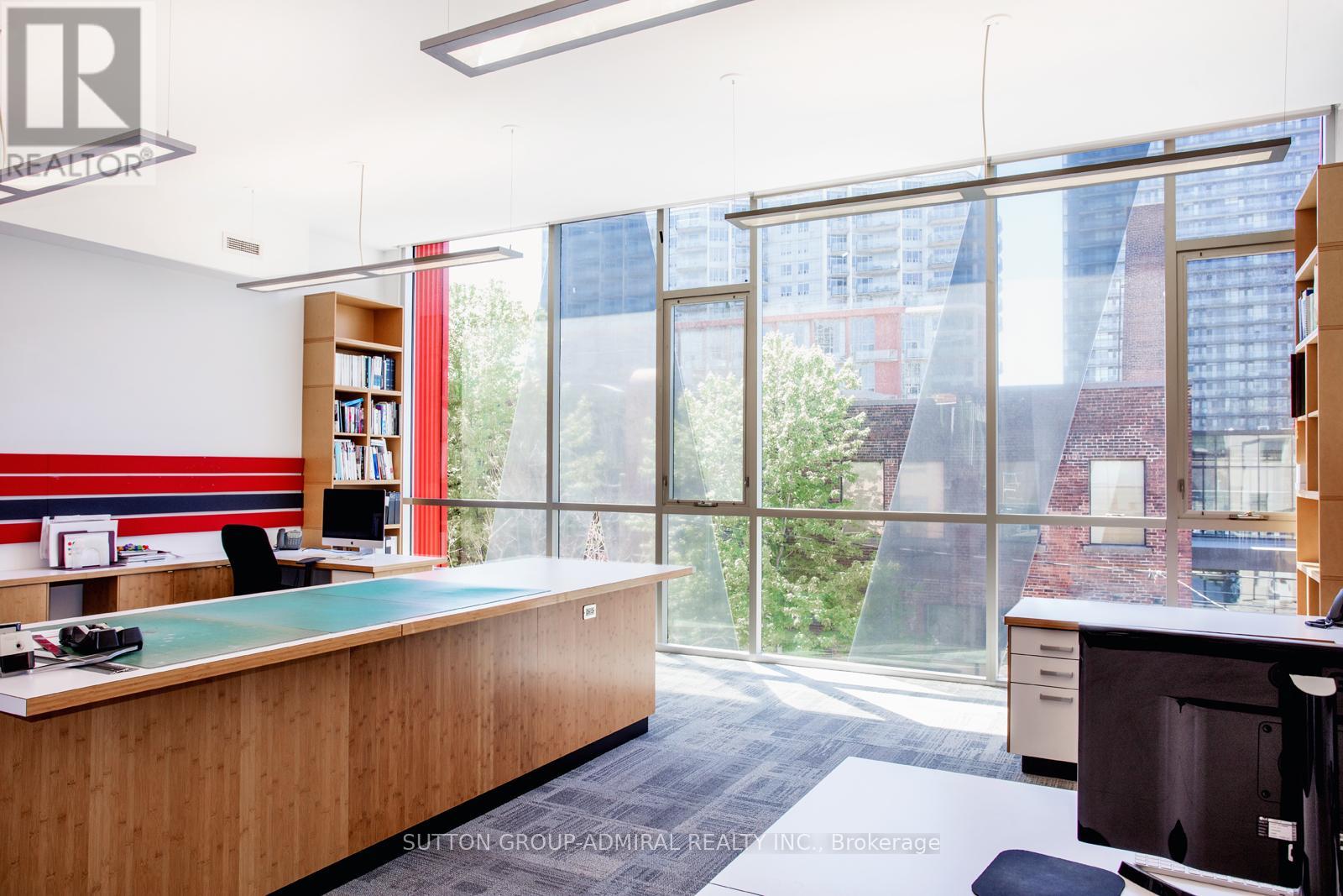 187 Queen Street E Property Photo 23