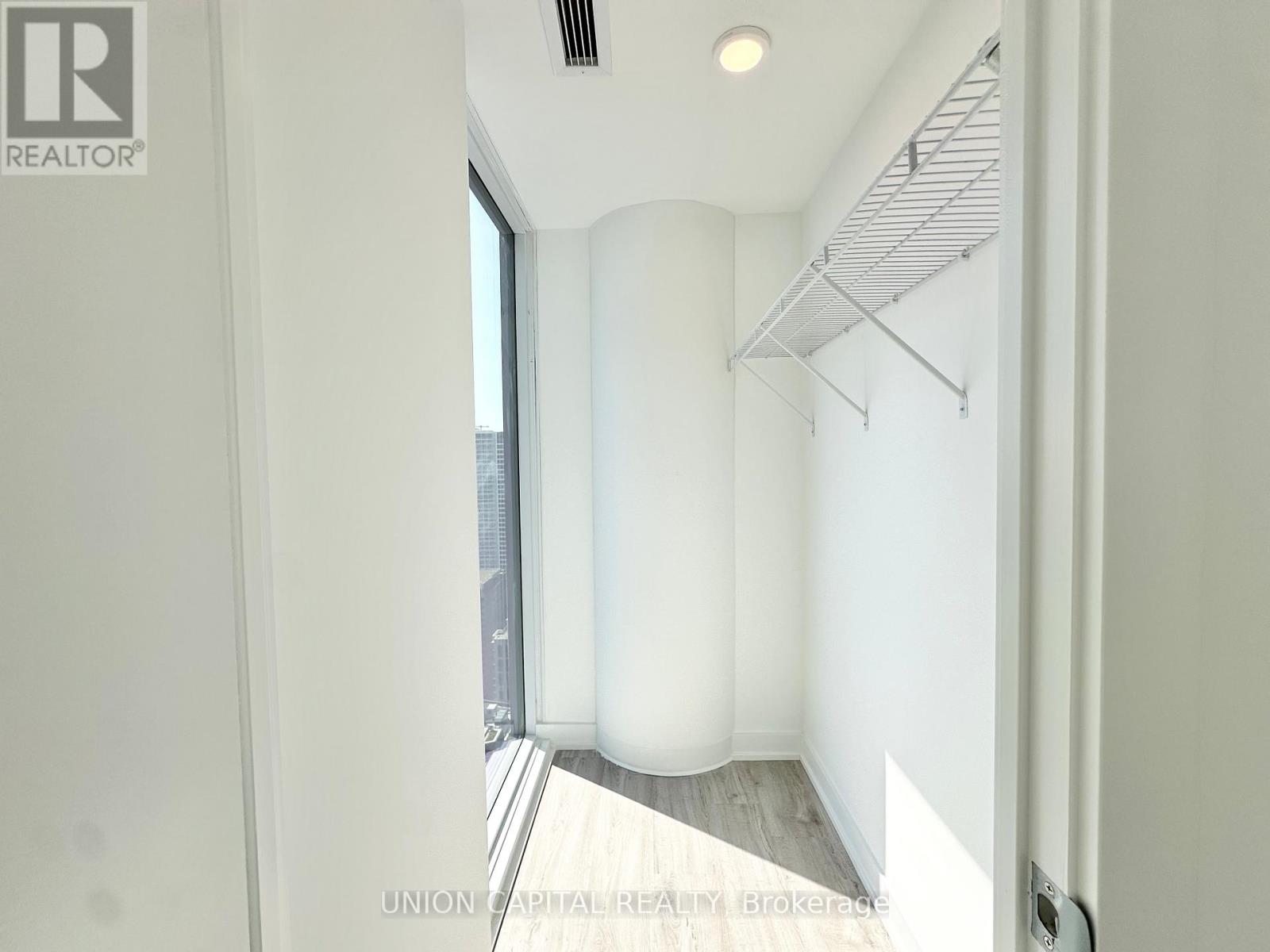 5511 - 252 Church Street Property Photo 11