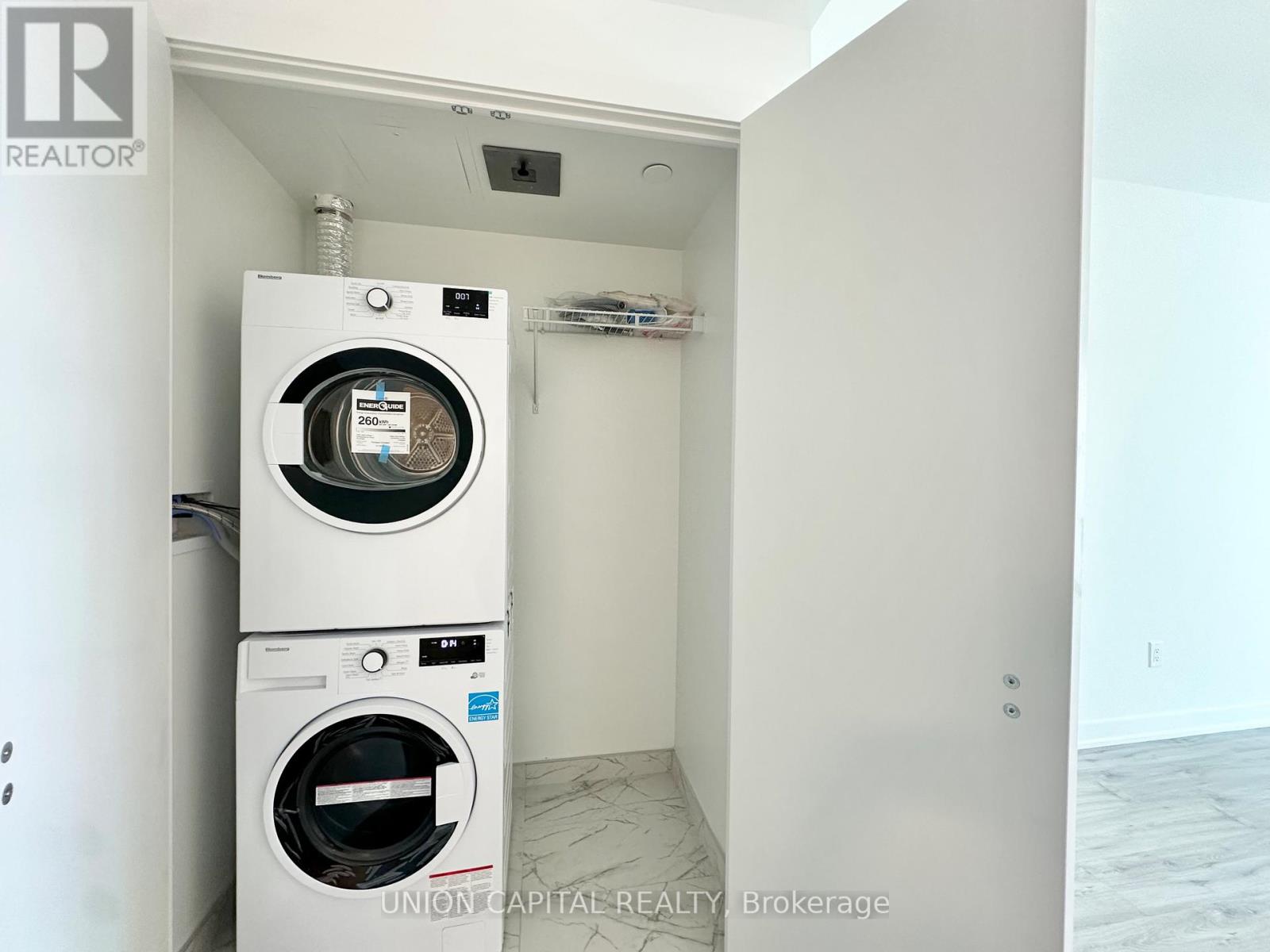 5511 - 252 Church Street Property Photo 15