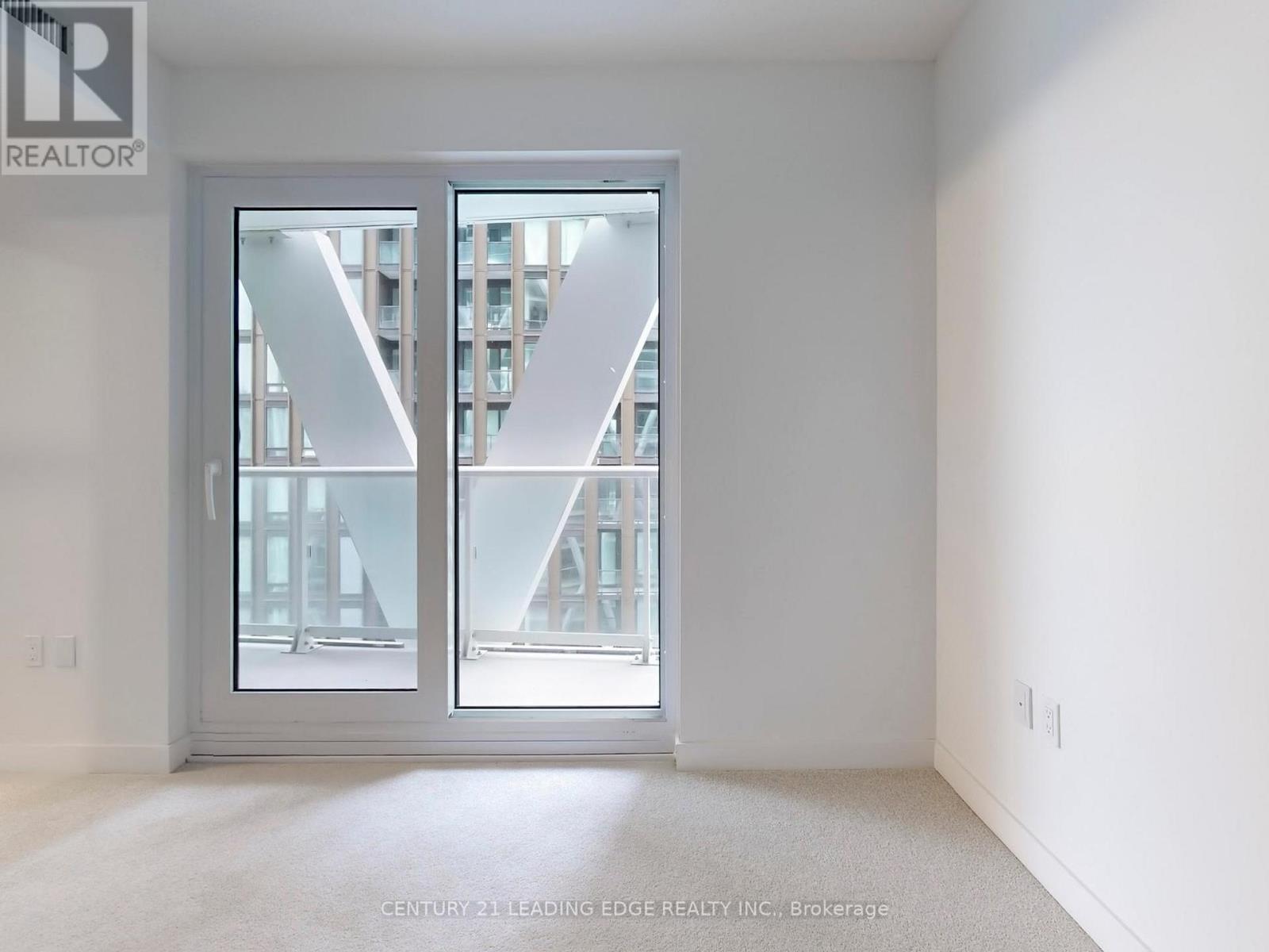 2212 - 230 Simcoe Street Property Photo 10
