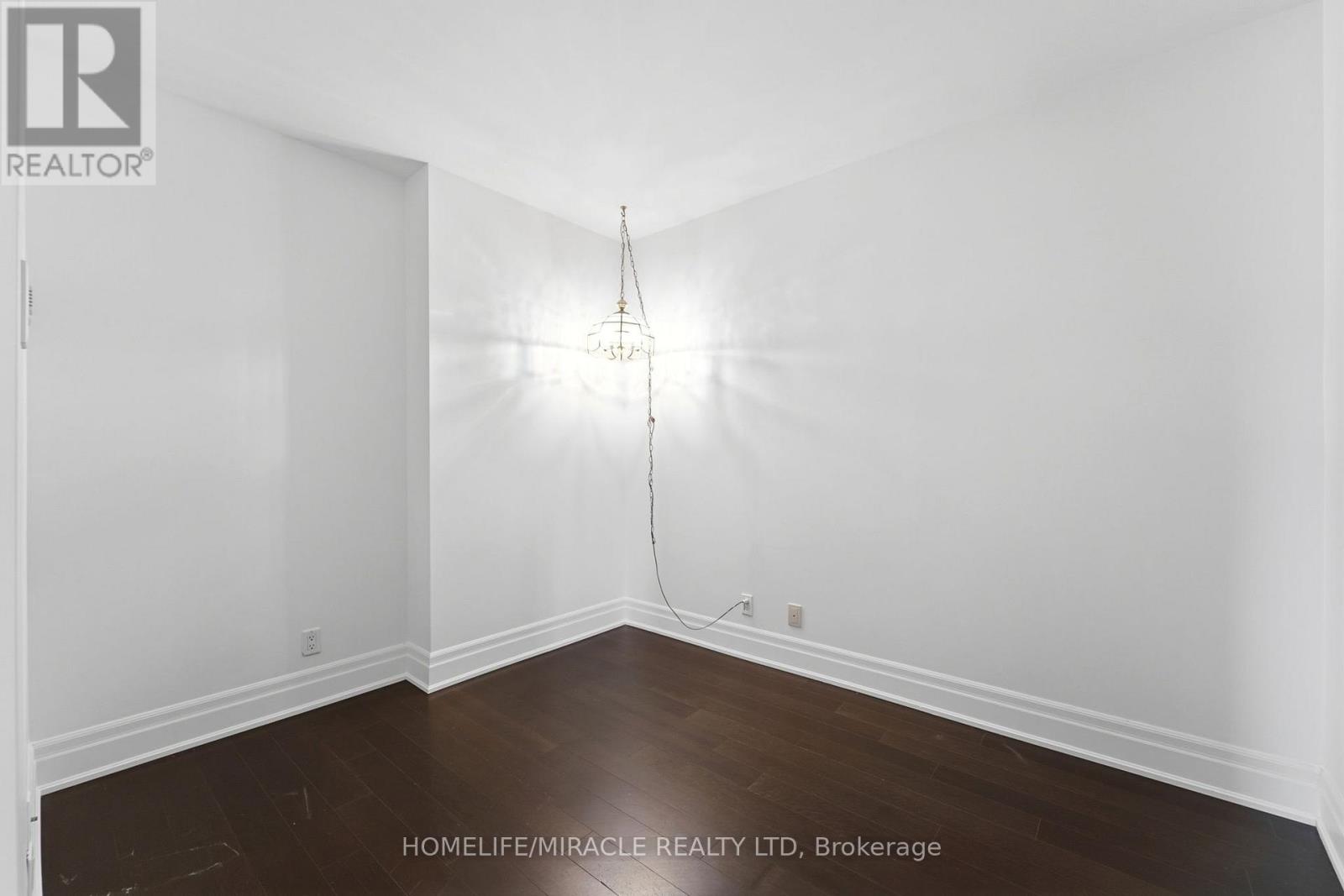 Lph2 - 777 Steeles Avenue Property Photo 3