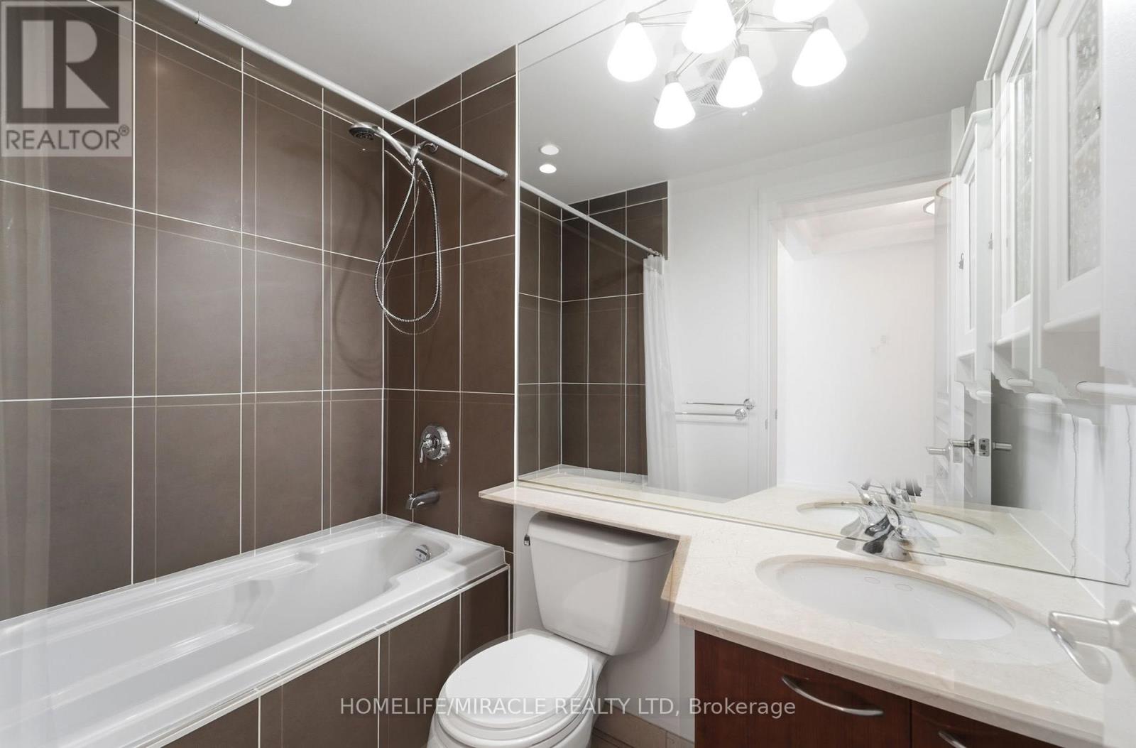 Lph2 - 777 Steeles Avenue Property Photo 13
