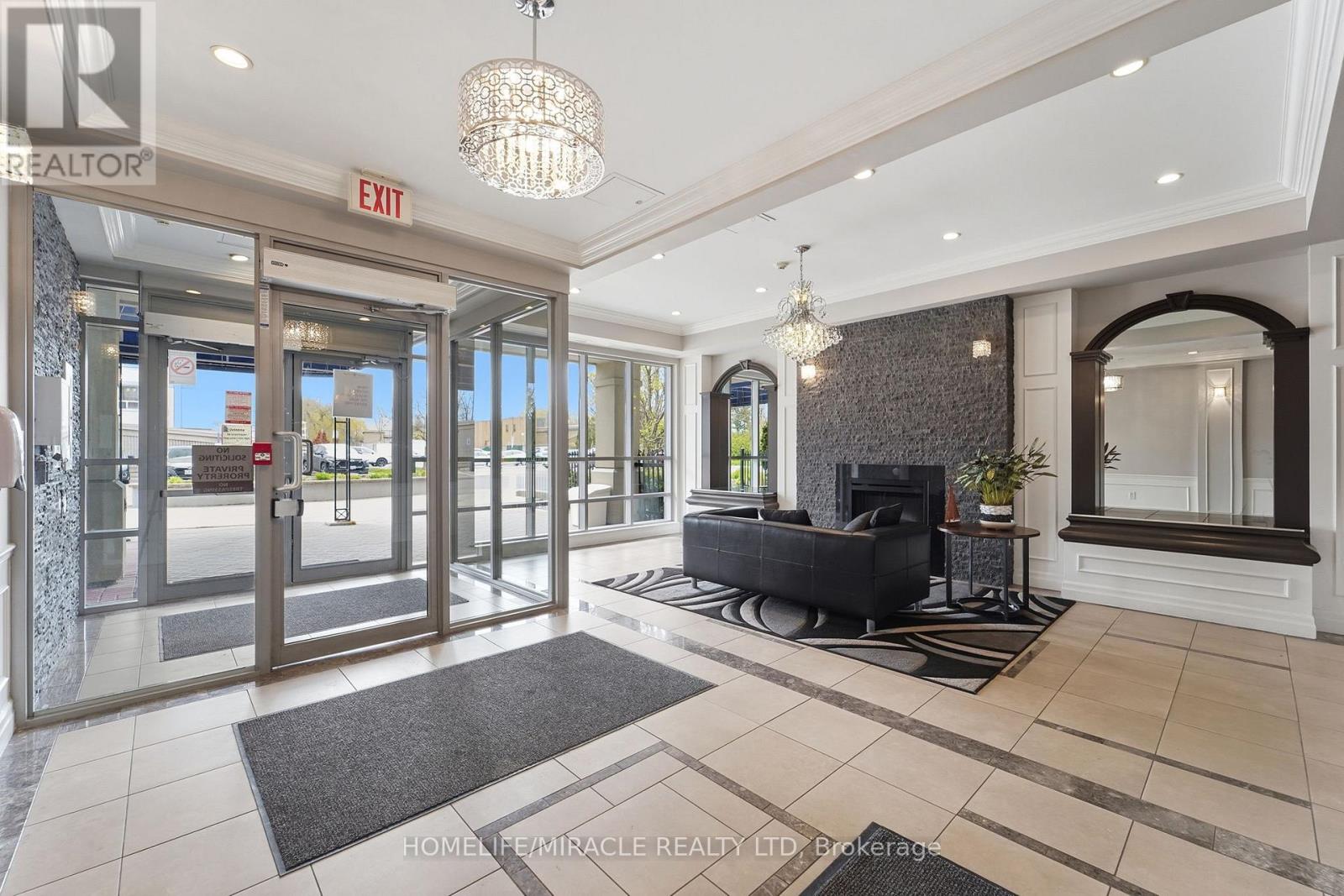 Lph2 - 777 Steeles Avenue Property Photo 19
