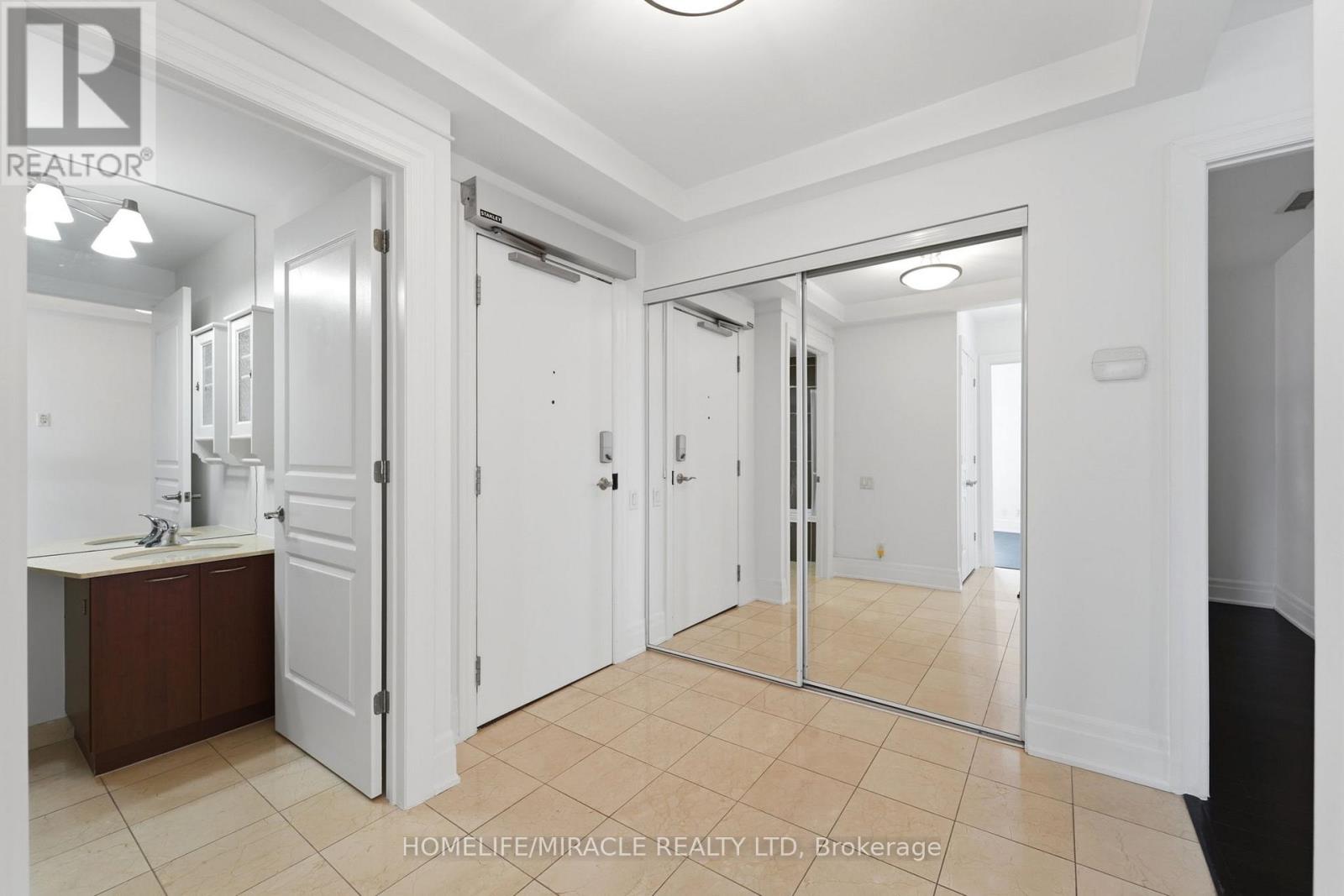 Lph2 - 777 Steeles Avenue Property Photo 37