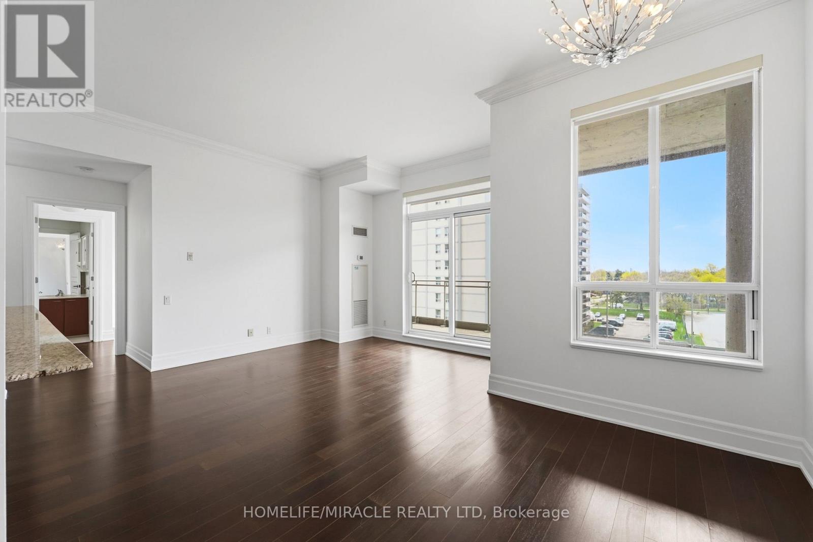 Lph2 - 777 Steeles Avenue Property Photo 41