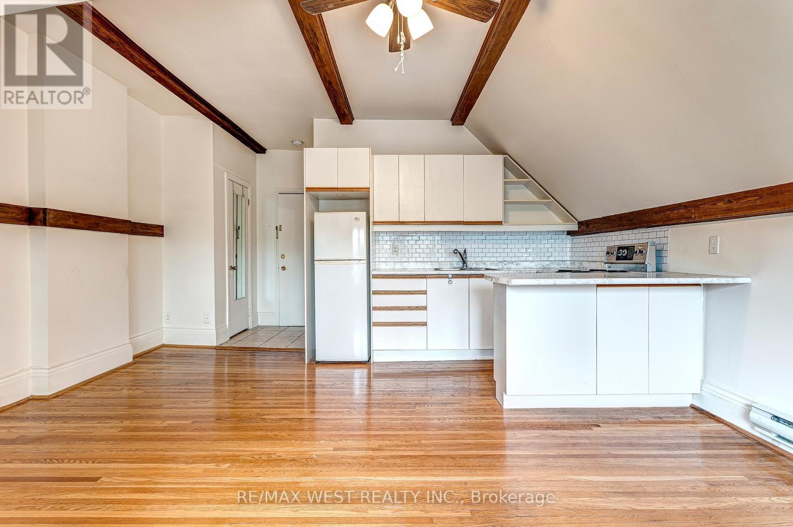 125 Madison Avenue Property Photo 16