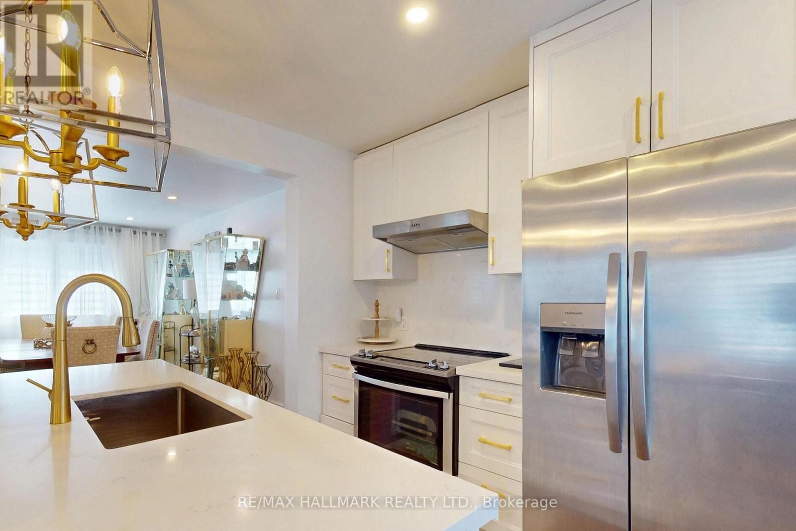 96 Searle Avenue Property Photo 7