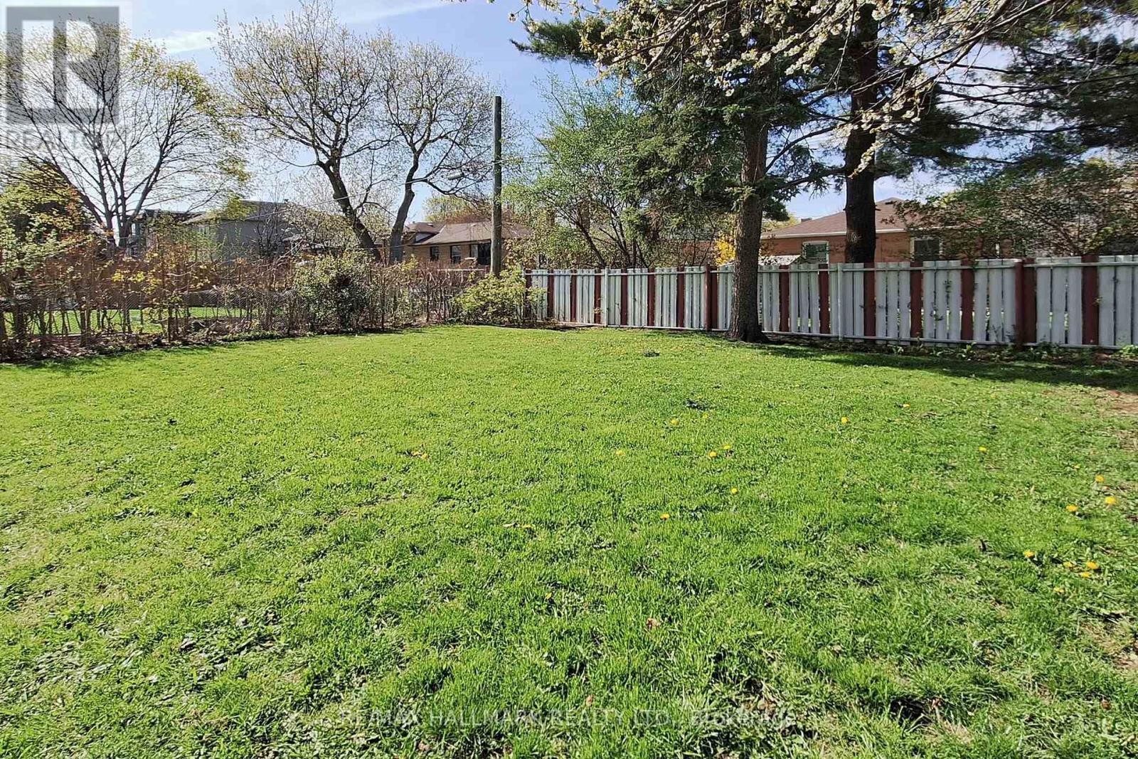 96 Searle Avenue Property Photo 36