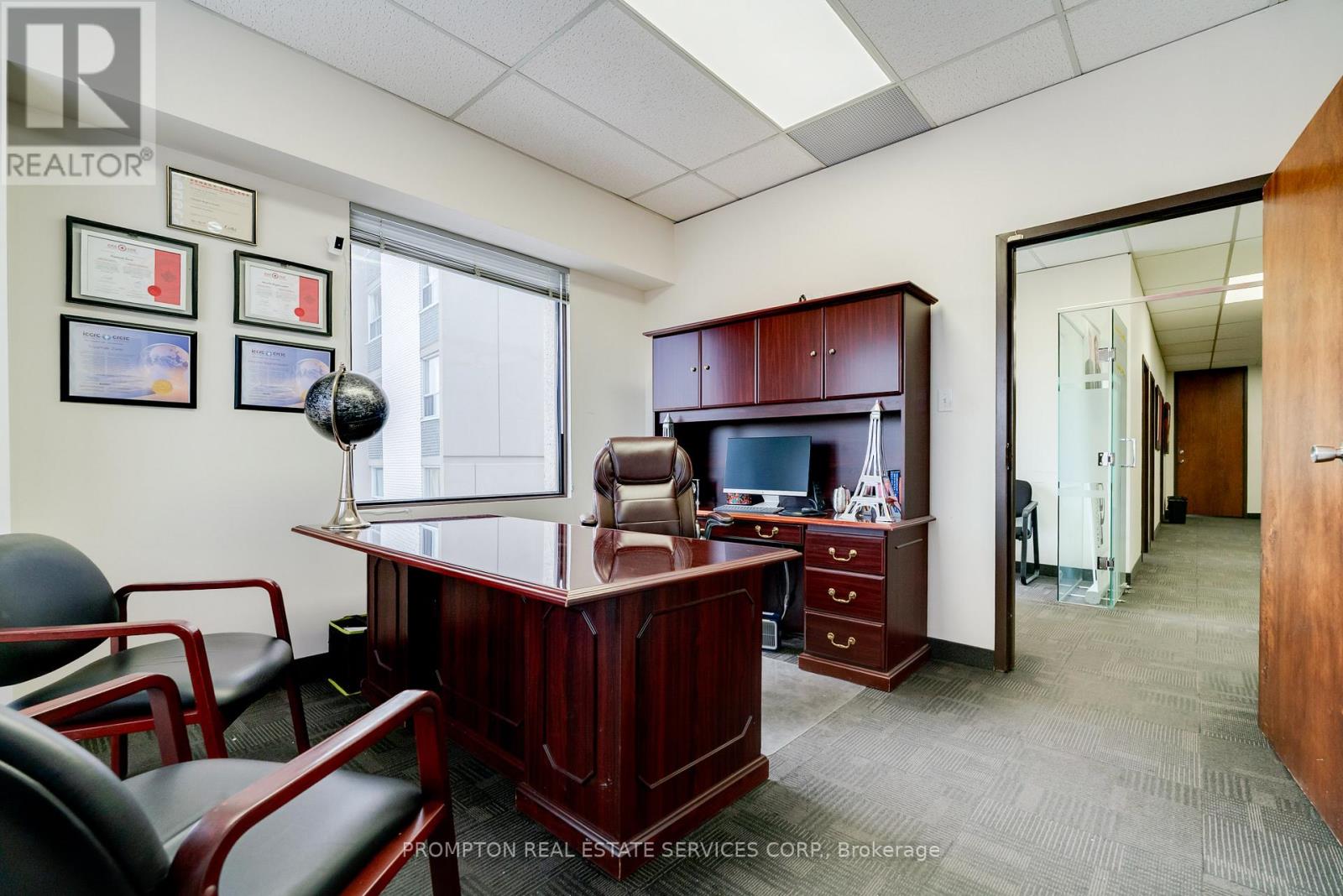 3rd Floor - 6075 Yonge Street Property Photo 4