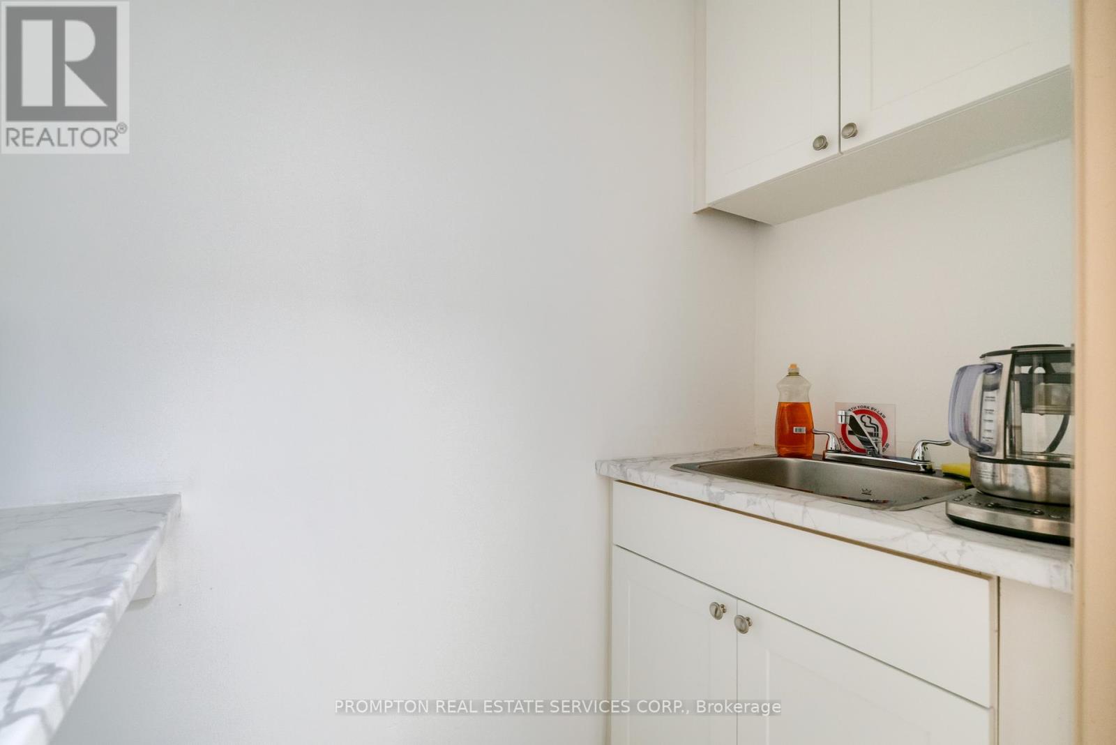3rd Floor - 6075 Yonge Street Property Photo 8