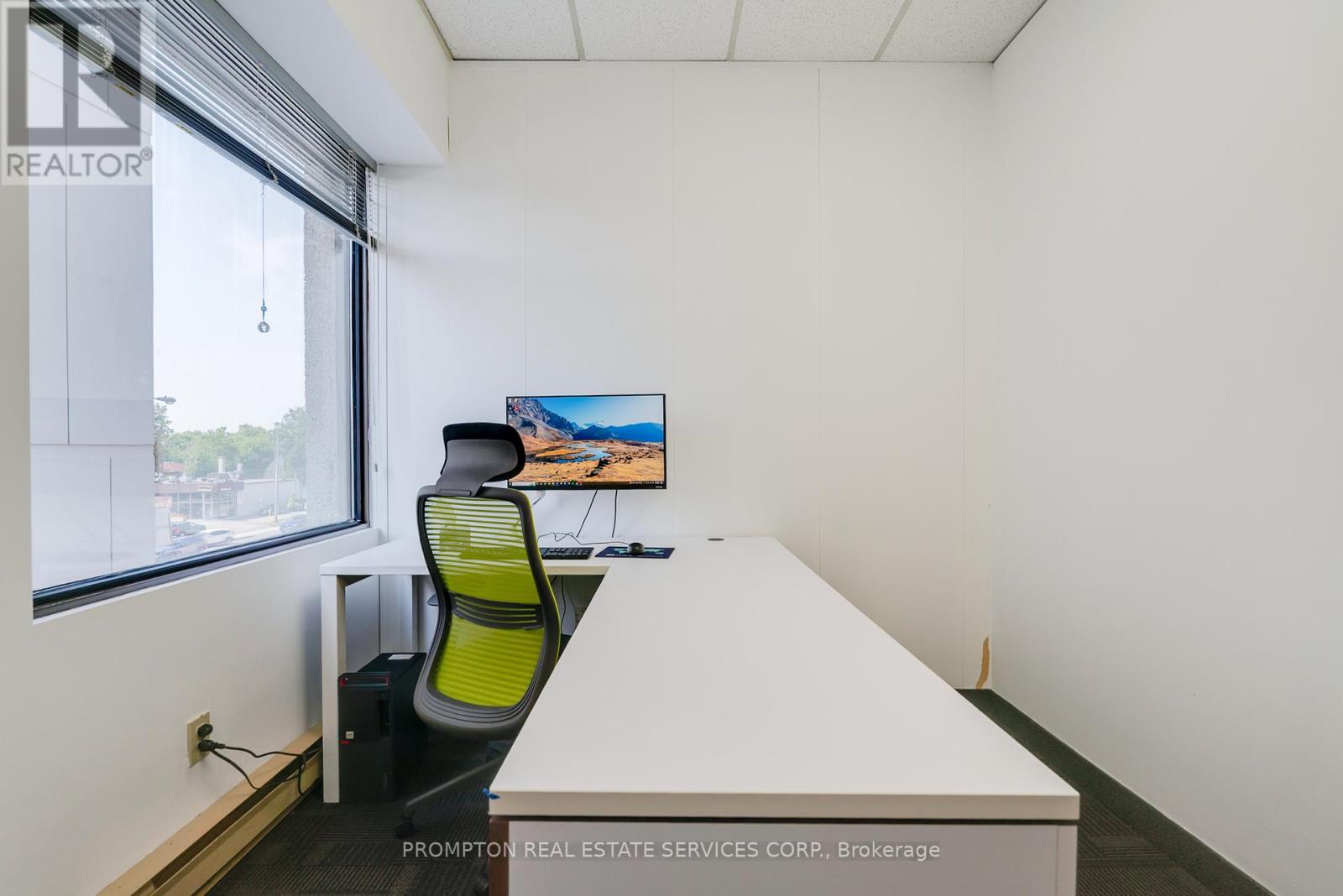 3rd Floor - 6075 Yonge Street Property Photo 11
