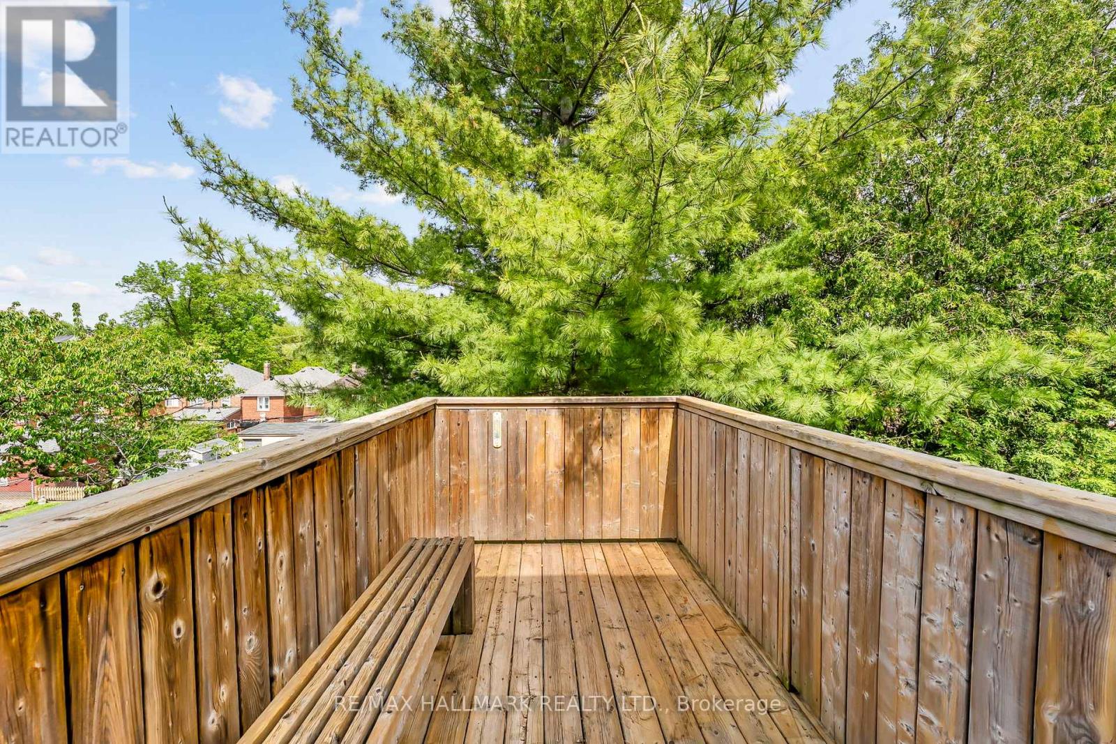 261 Ossington Avenue Property Photo 38
