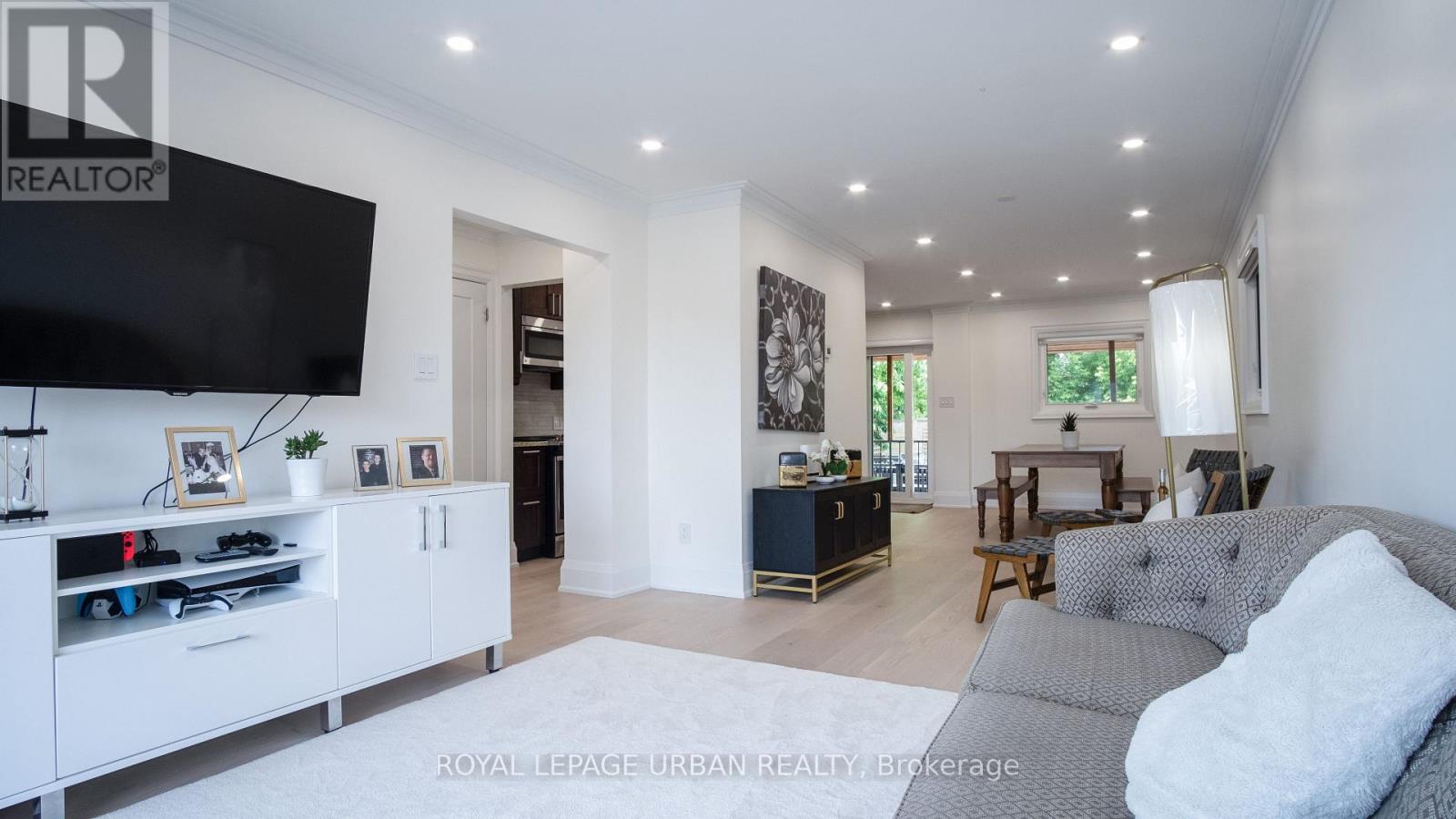 434 Westmount Avenue Property Photo 4