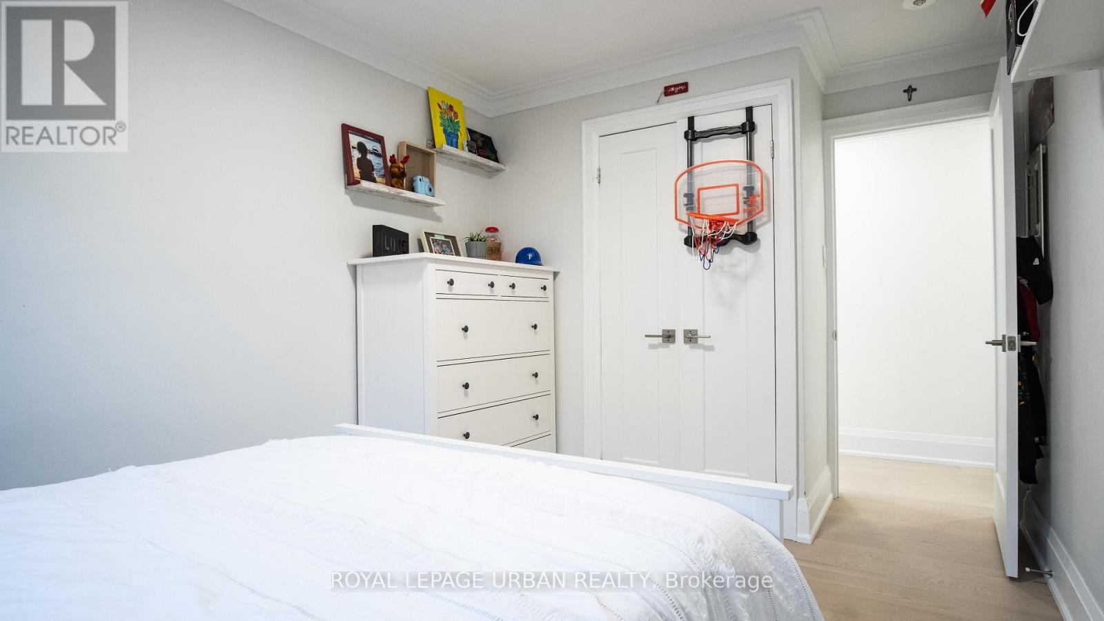 434 Westmount Avenue Property Photo 18