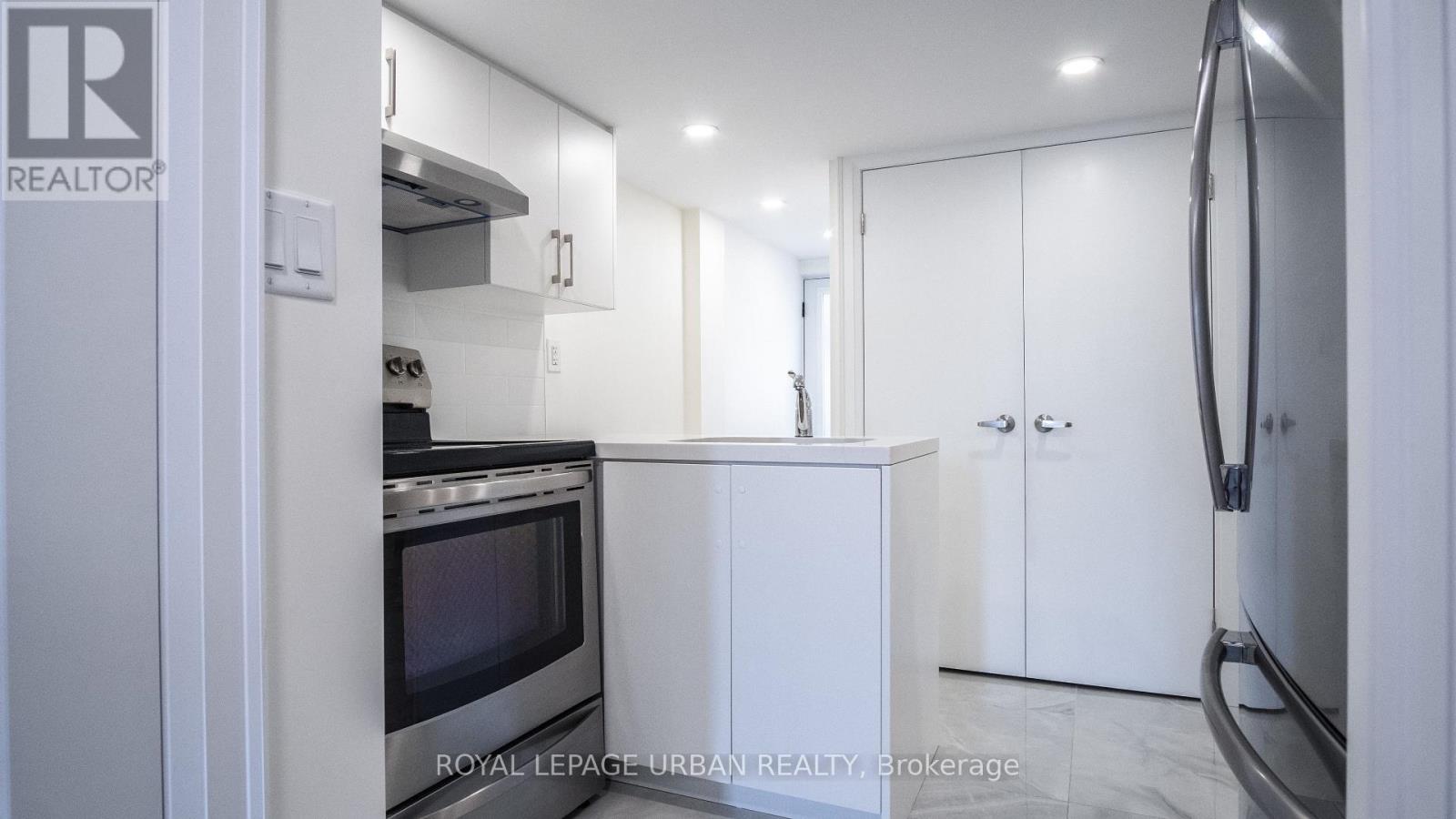 434 Westmount Avenue Property Photo 27