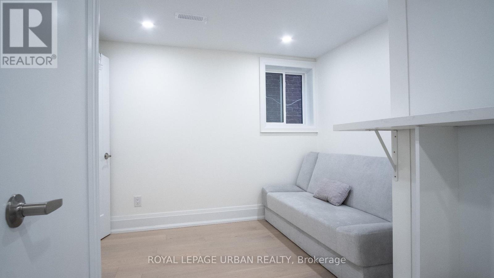 434 Westmount Avenue Property Photo 29