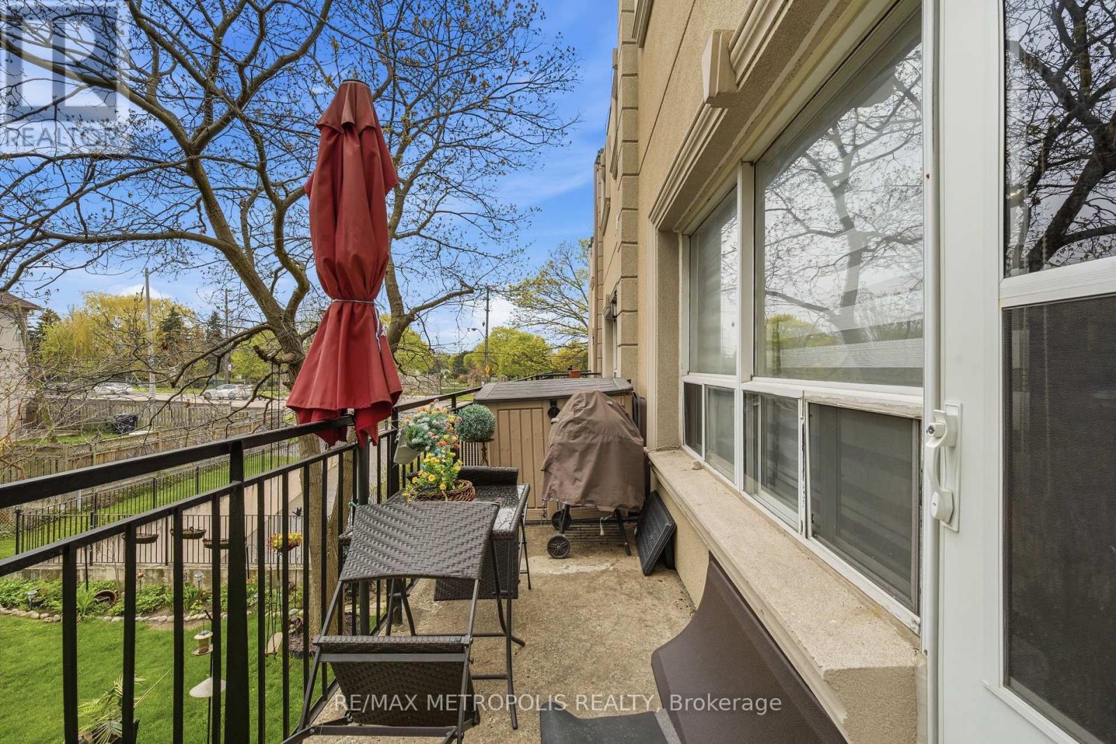205 - 5877 Bathurst Street Property Photo 26
