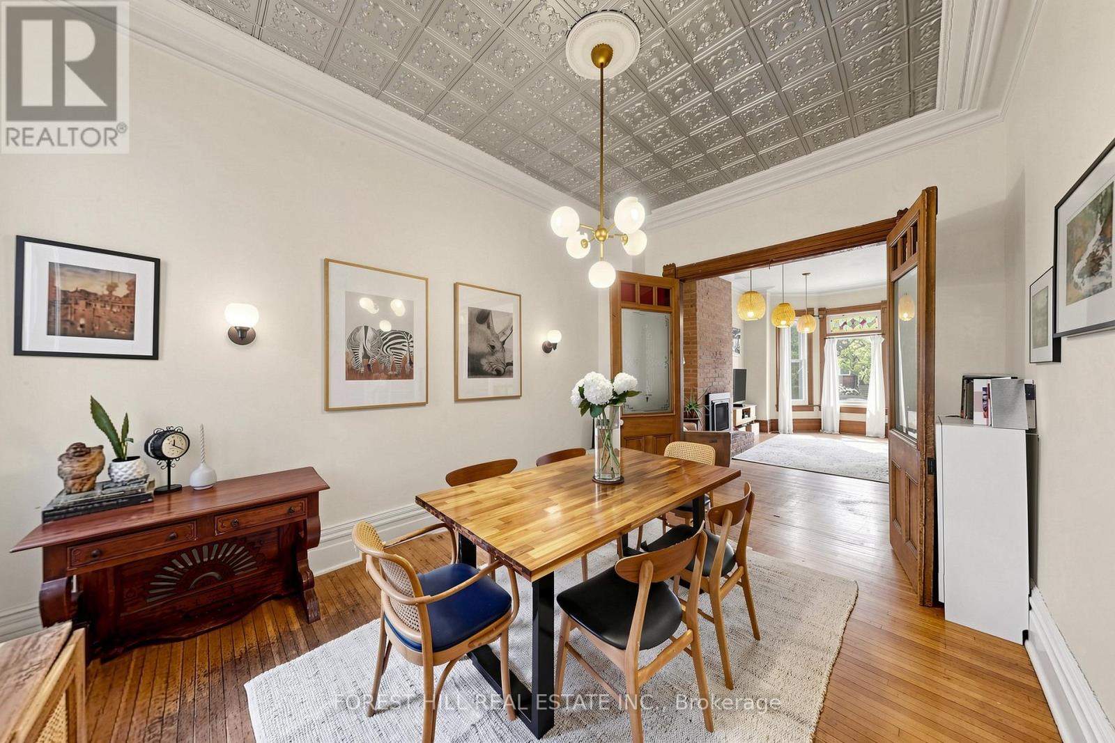 58 Nassau Street Property Photo 3