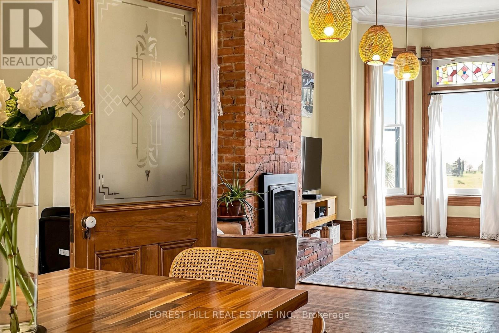 58 Nassau Street Property Photo 7