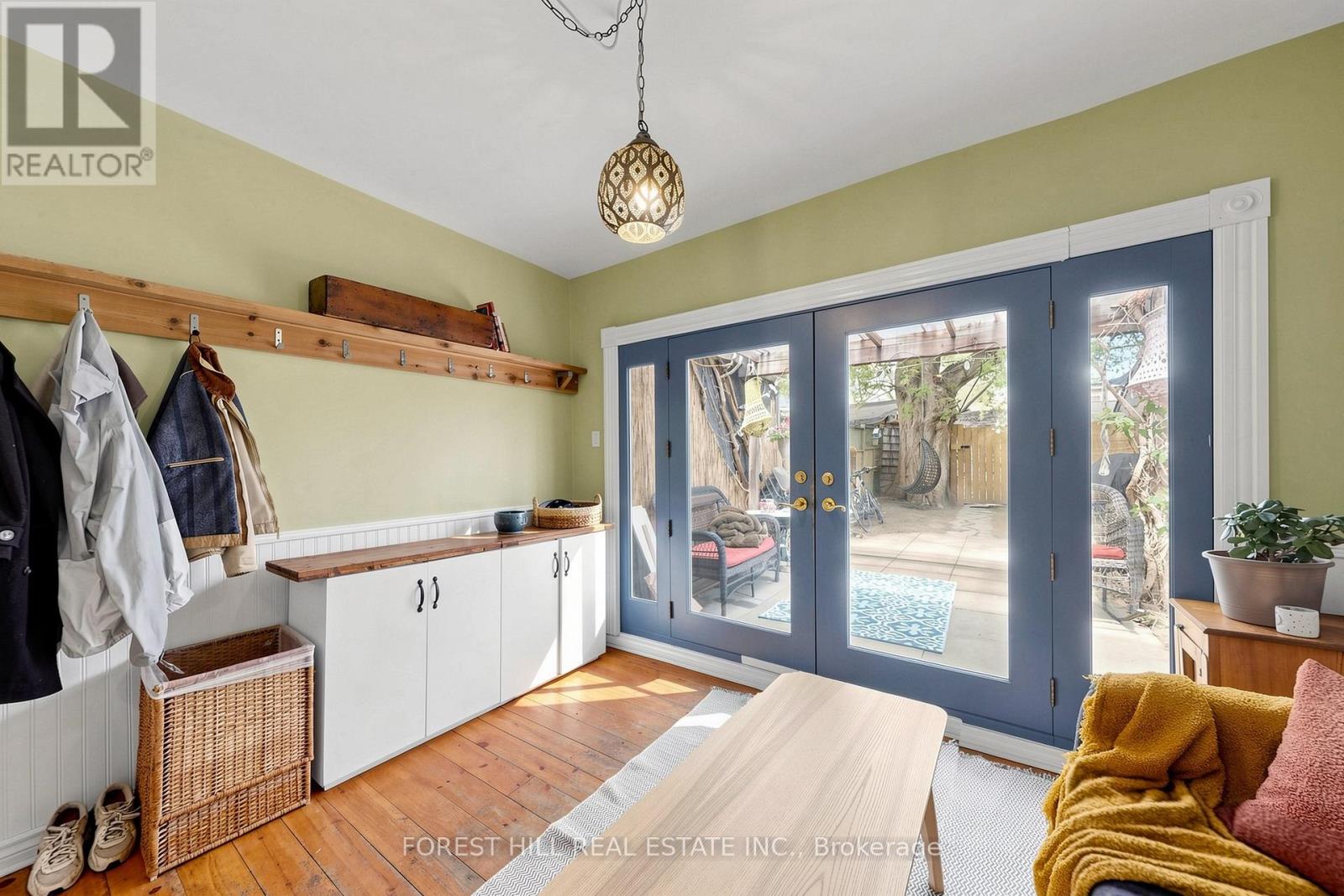 58 Nassau Street Property Photo 11