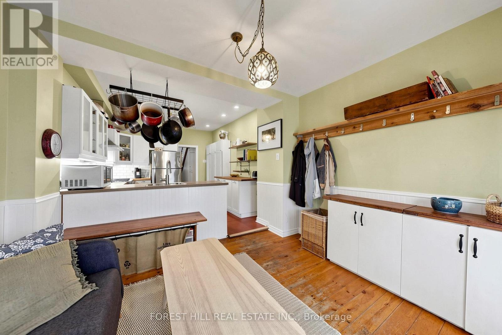 58 Nassau Street Property Photo 12