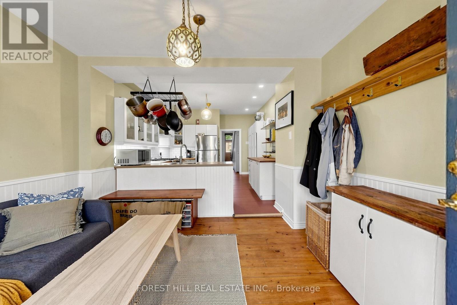 58 Nassau Street Property Photo 13