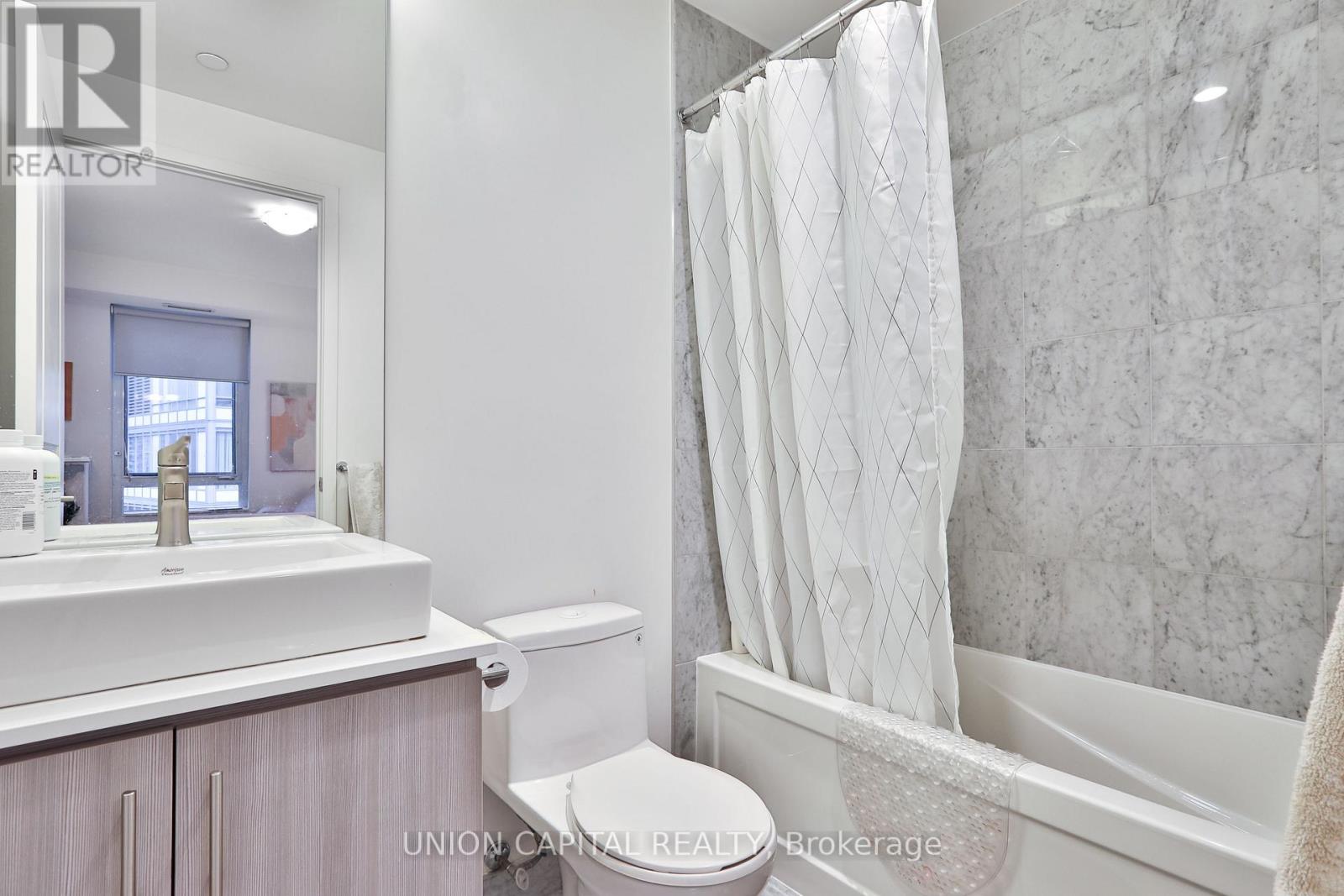 404 - 1 The Esplanade Property Photo 15