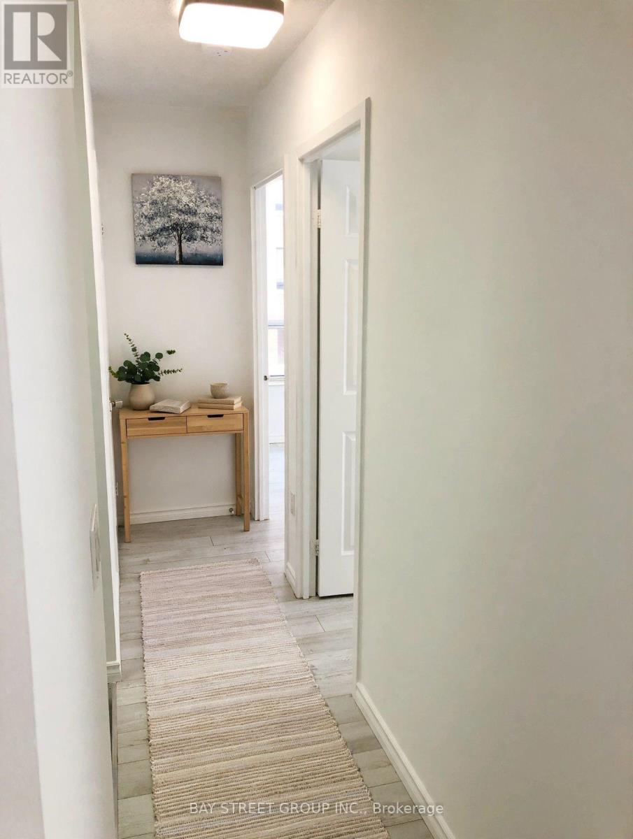 308 - 284 Bloor Street W Property Photo 3