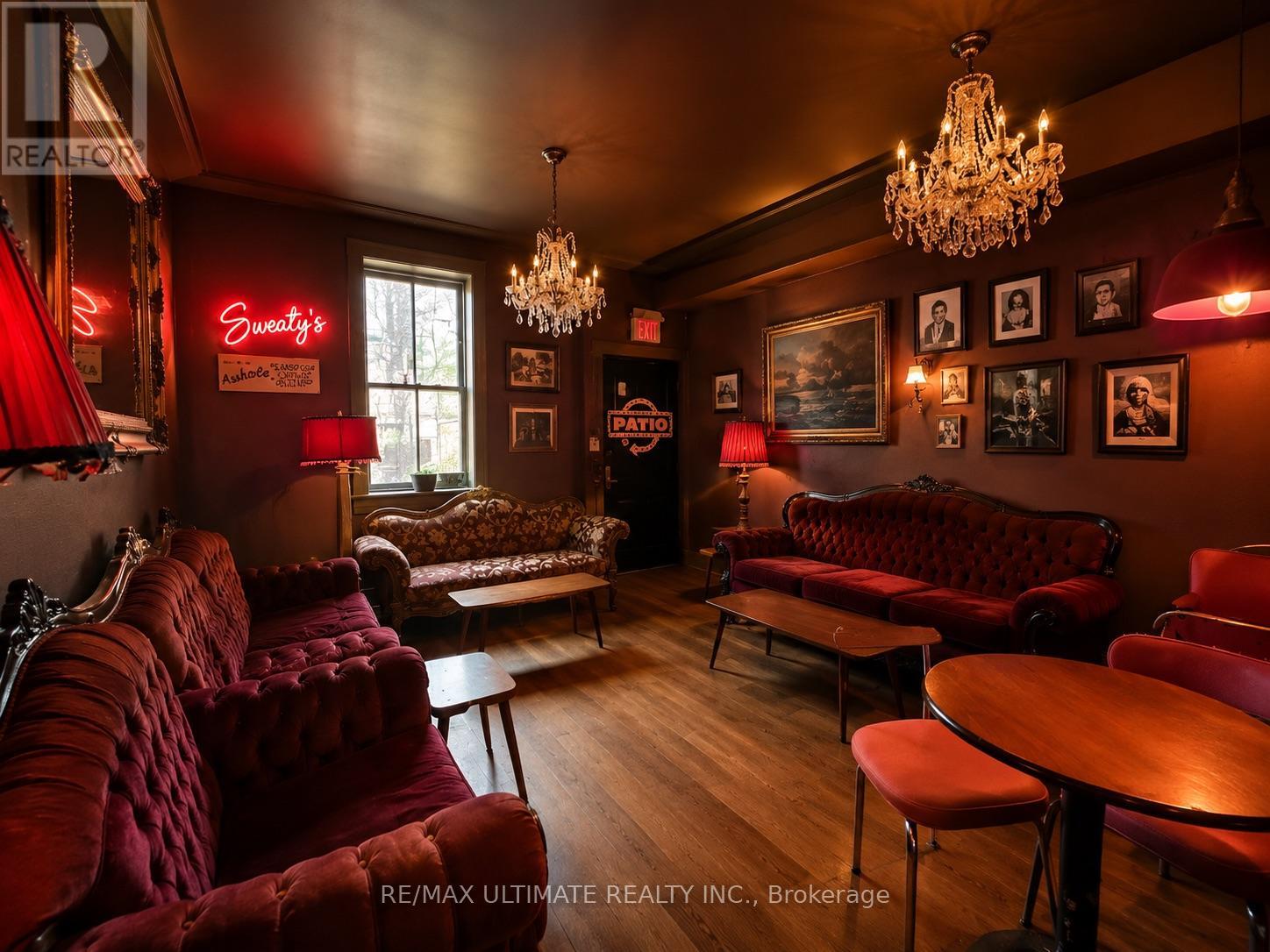 13 Ossington Avenue Property Photo 2