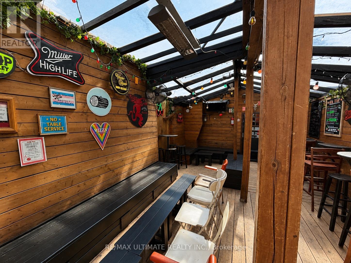 13 Ossington Avenue Property Photo 3