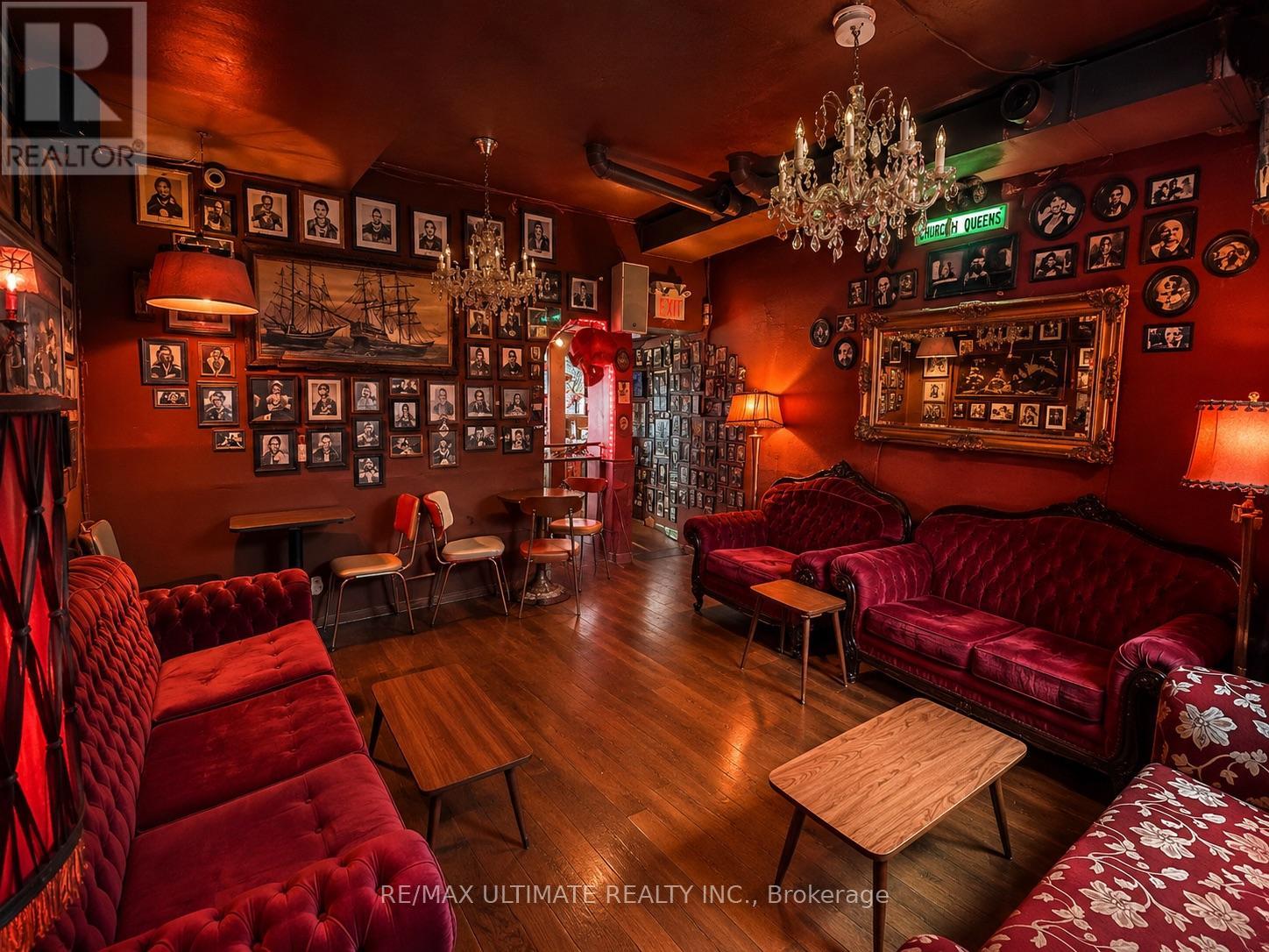 13 Ossington Avenue Property Photo 7