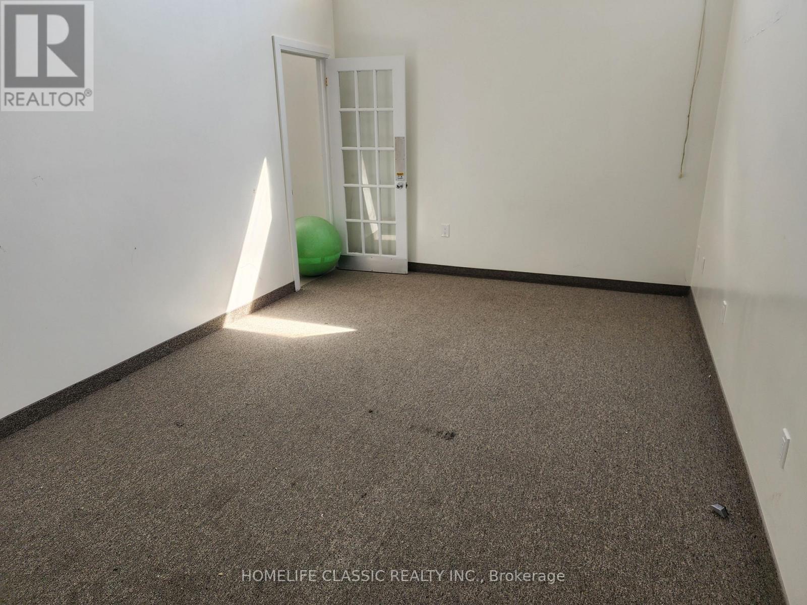 2 - 64 Prince Andrew Place Property Photo 6