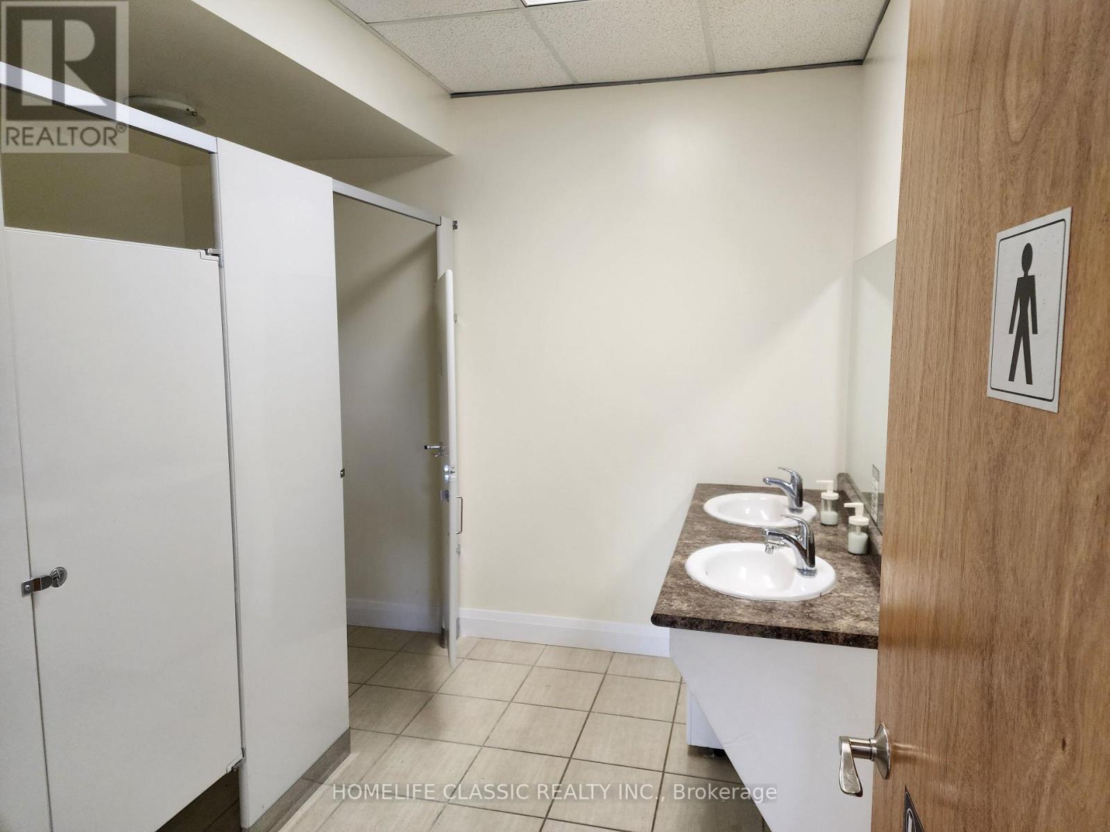 2 - 64 Prince Andrew Place Property Photo 7