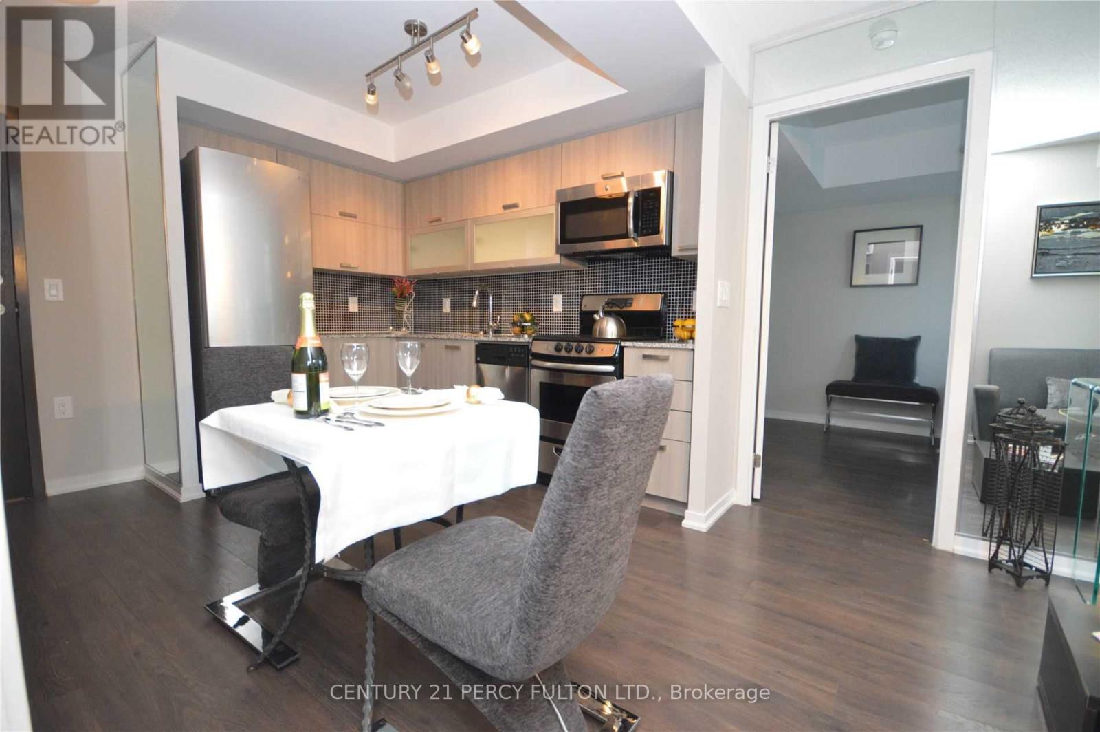 1816 - 36 Lisgar Street Property Photo 5