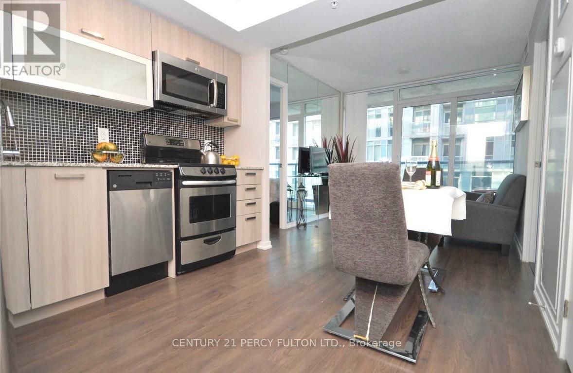 1816 - 36 Lisgar Street Property Photo 6