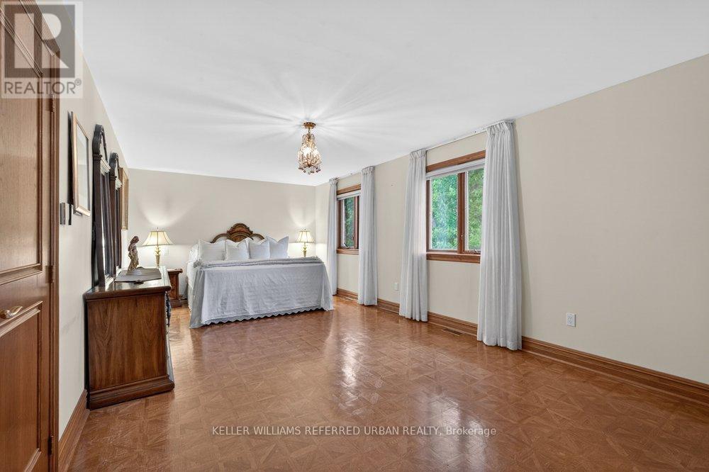 162 Codsell Avenue Property Photo 31