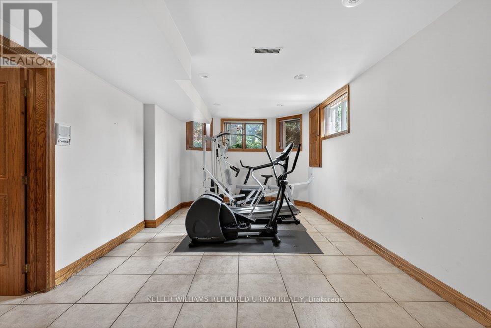 162 Codsell Avenue Property Photo 34
