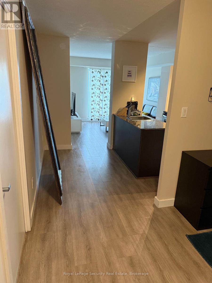 310 - 801 Sheppard Avenue Property Photo 3