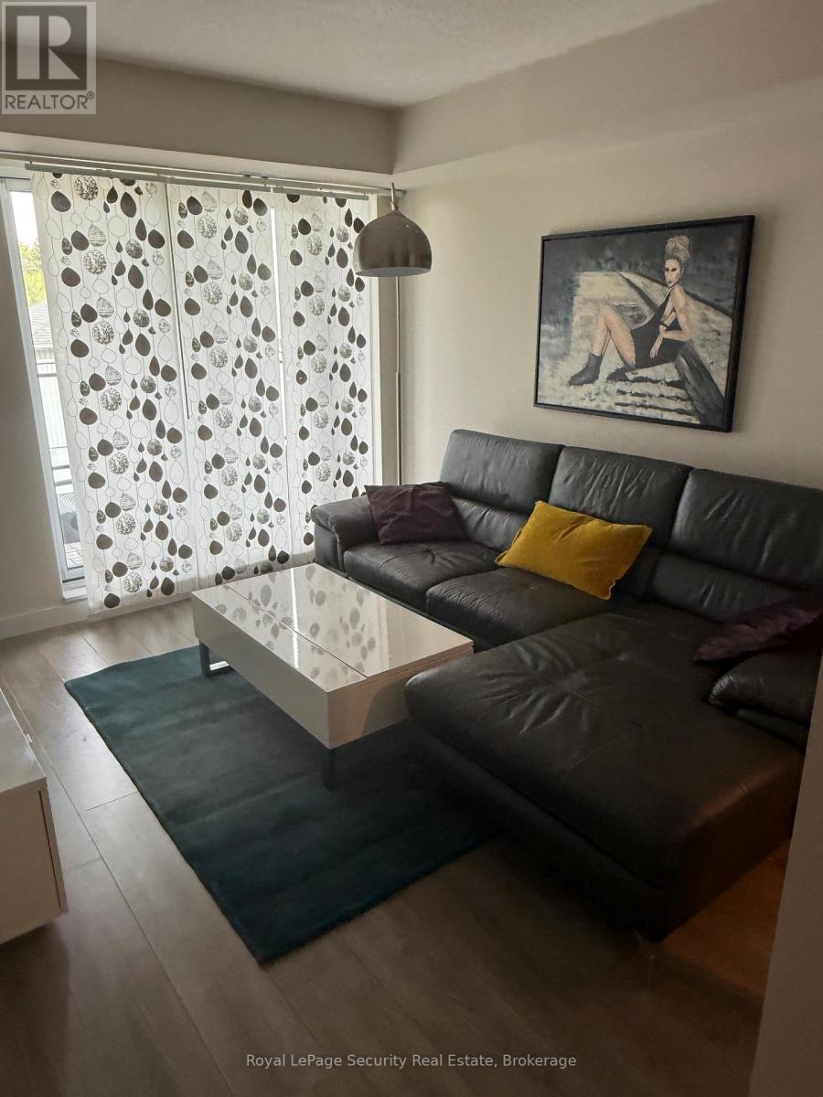 310 - 801 Sheppard Avenue Property Photo 5