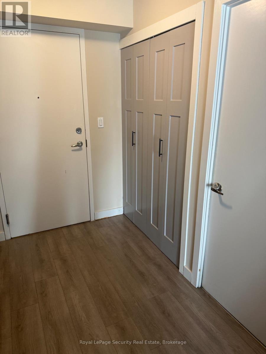 310 - 801 Sheppard Avenue Property Photo 8
