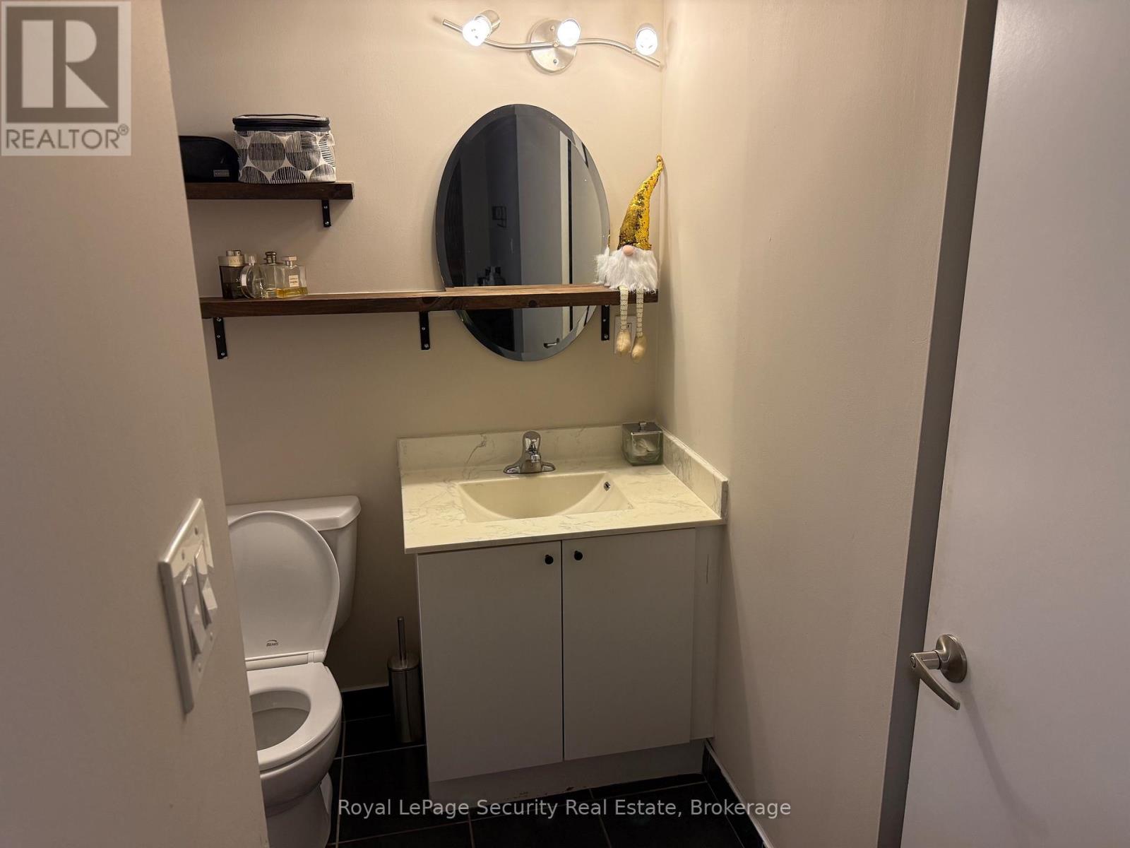 310 - 801 Sheppard Avenue Property Photo 12