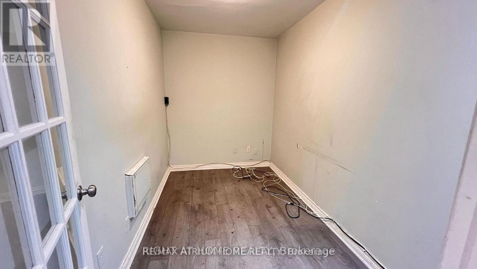 2nd B - 6024 Yonge Street Property Photo 8